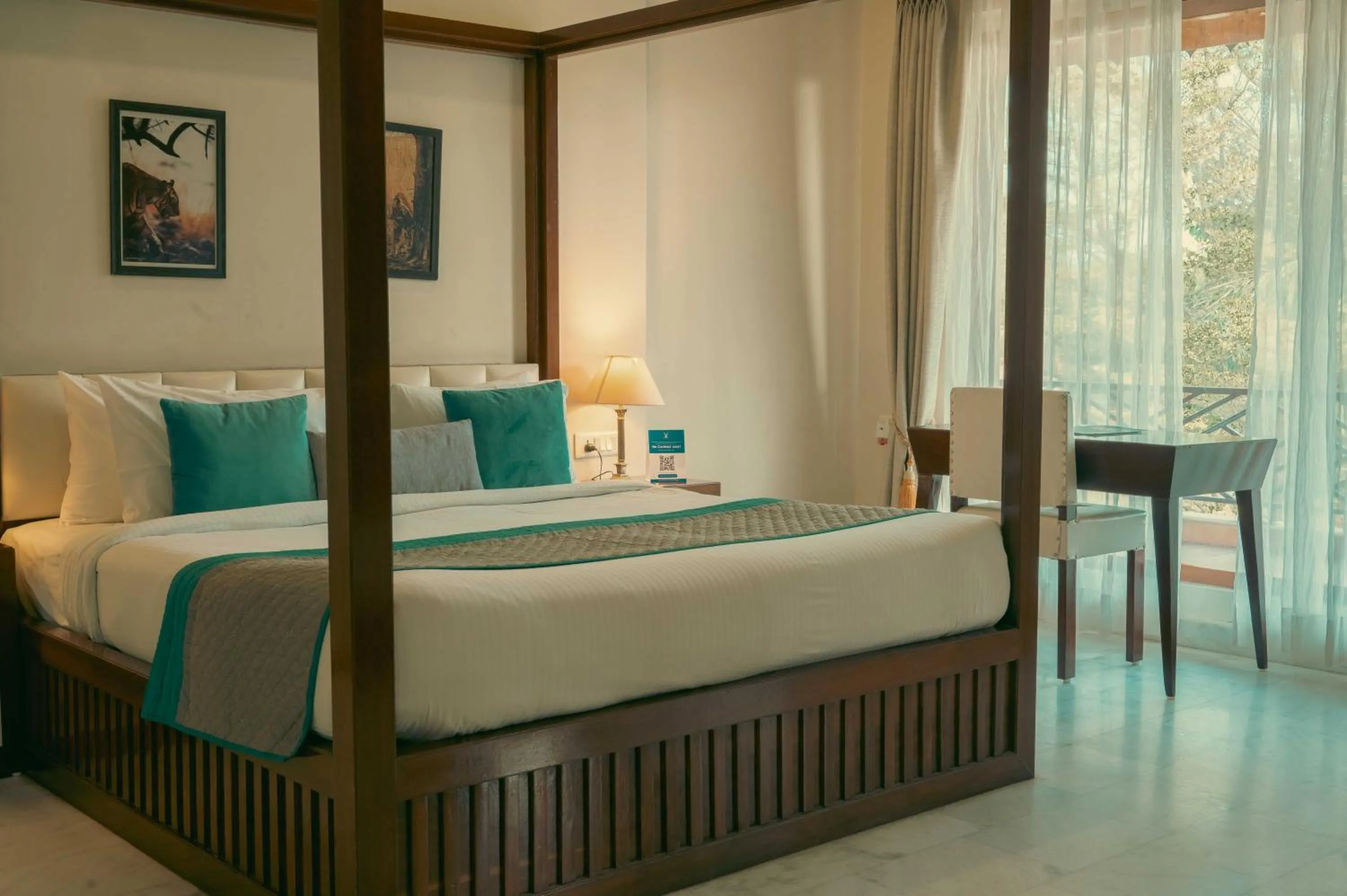 Seating area, Bed in Abhyaran Resort & Spa Ranthambore