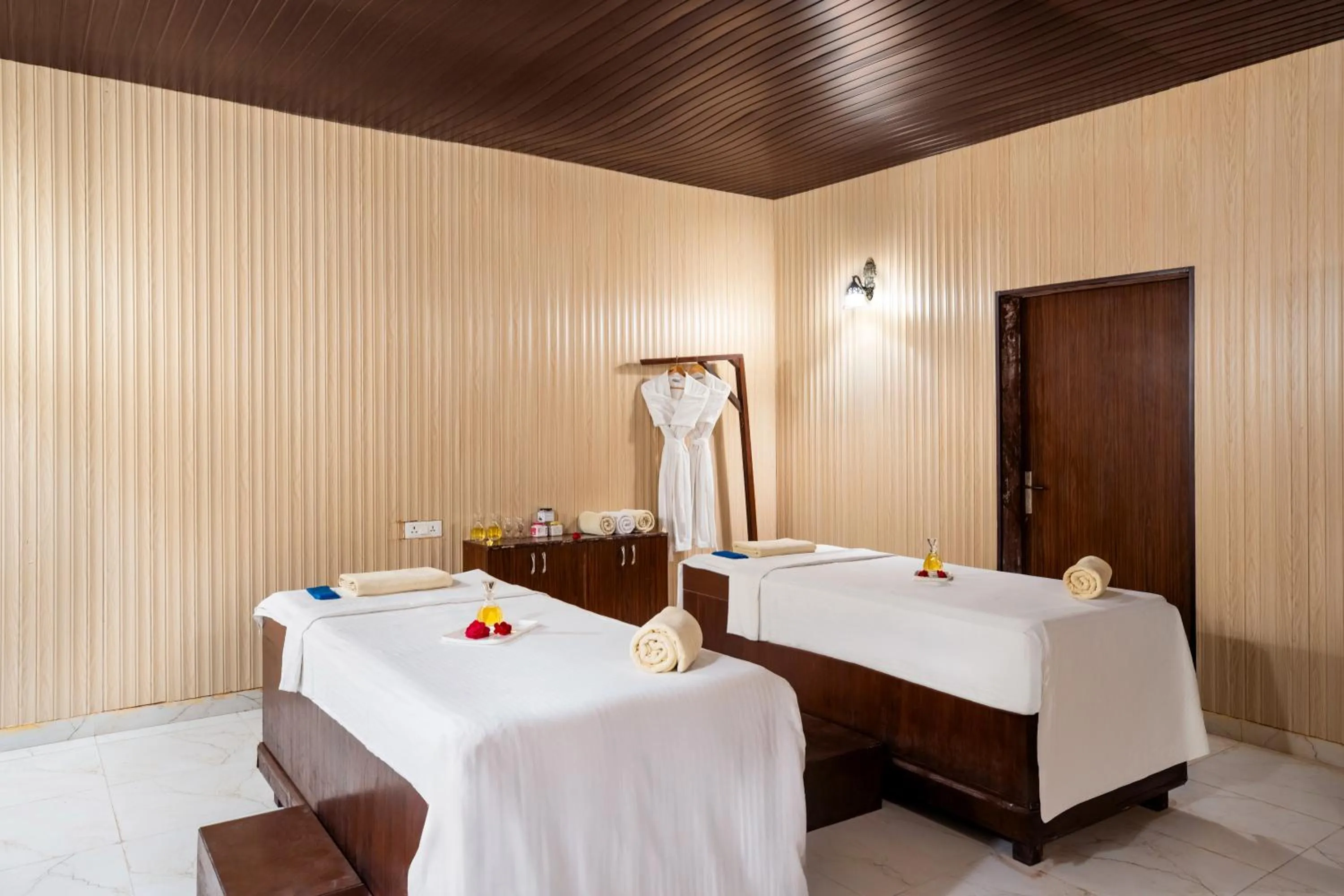 Bed in Abhyaran Resort & Spa Ranthambore