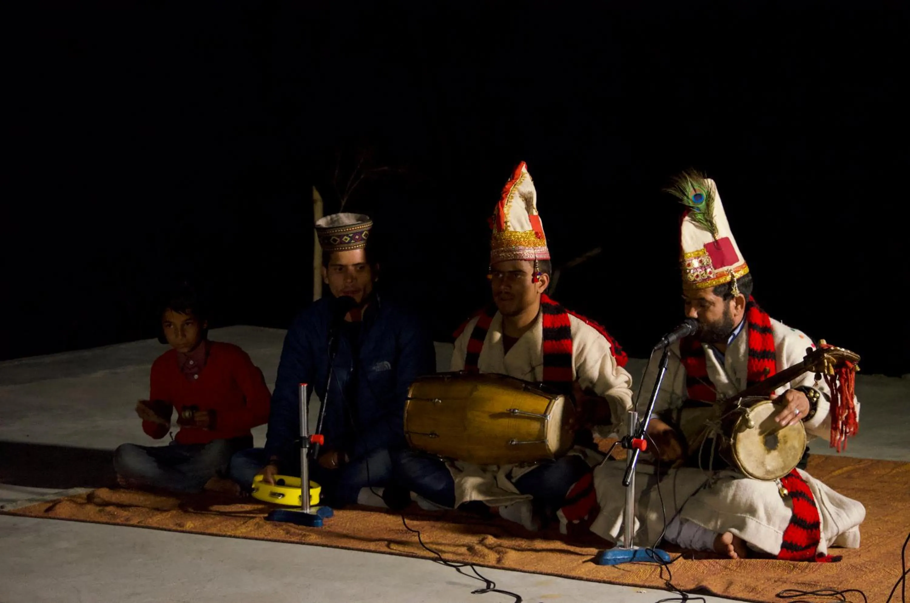 Evening entertainment in Rakkh Resort, a member of Radisson Individuals Retreats