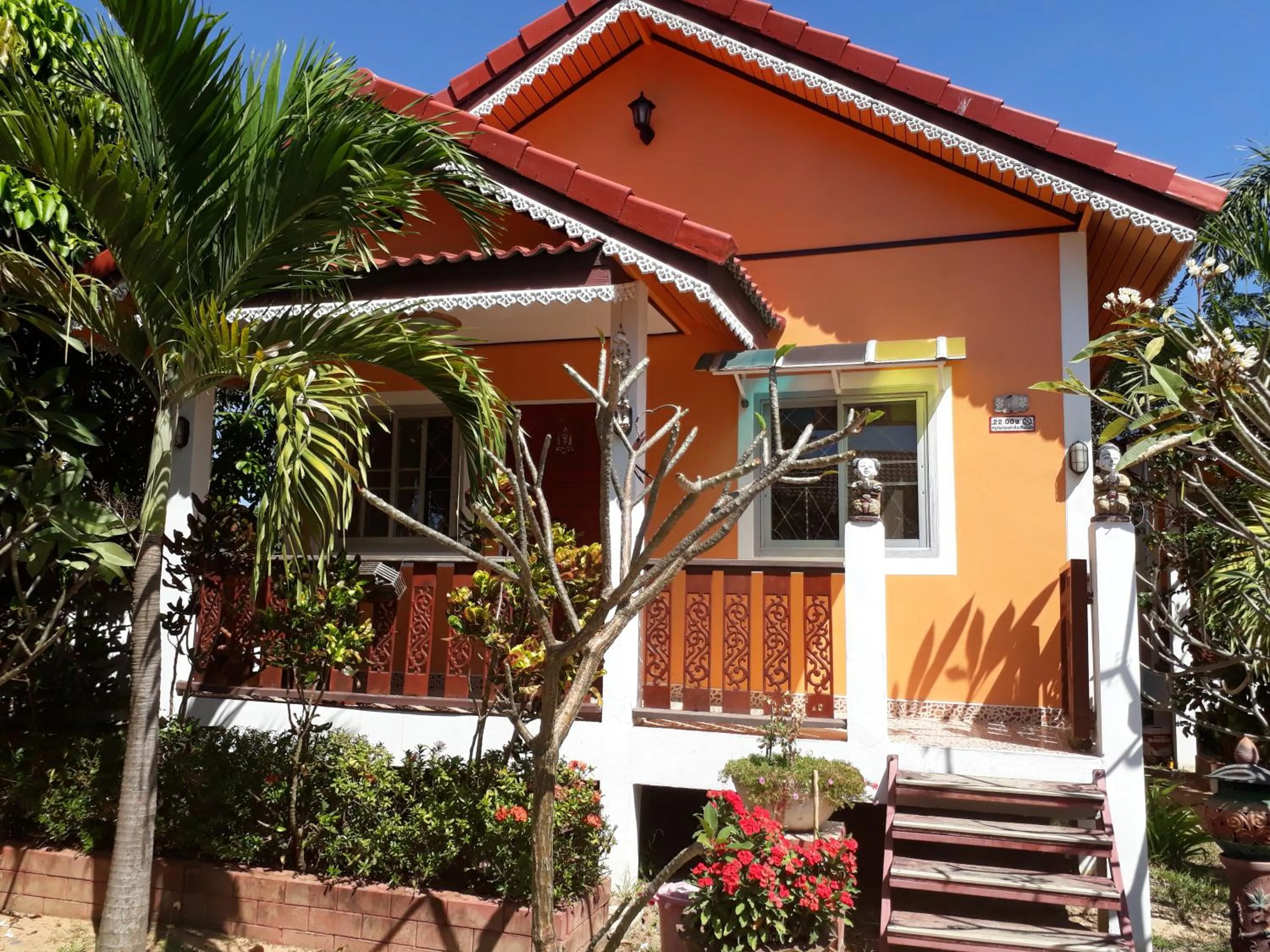 Facade/entrance in Rerawadi Resort