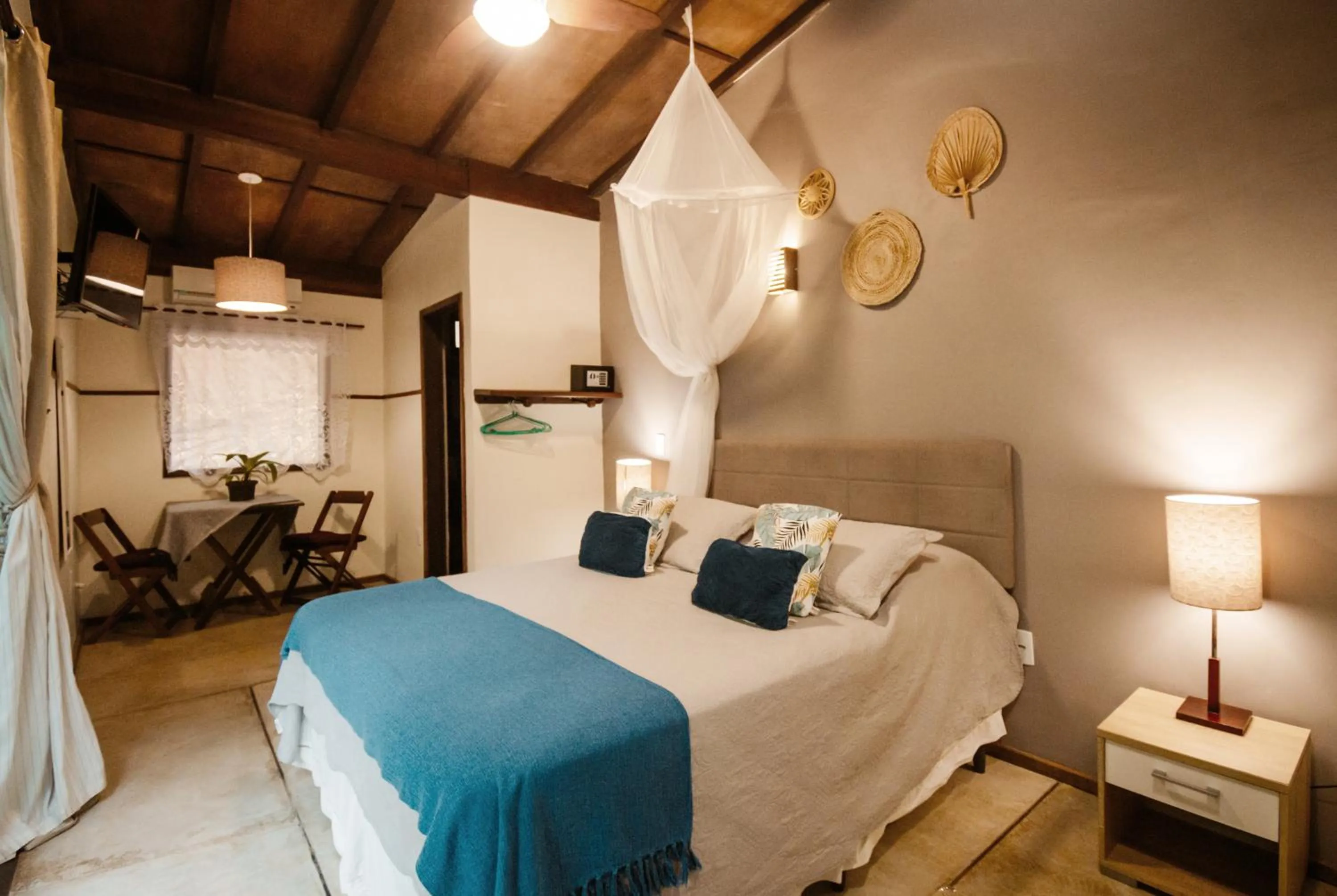 Photo of the whole room, Bed in Bonito Paraiso Ilha Grande