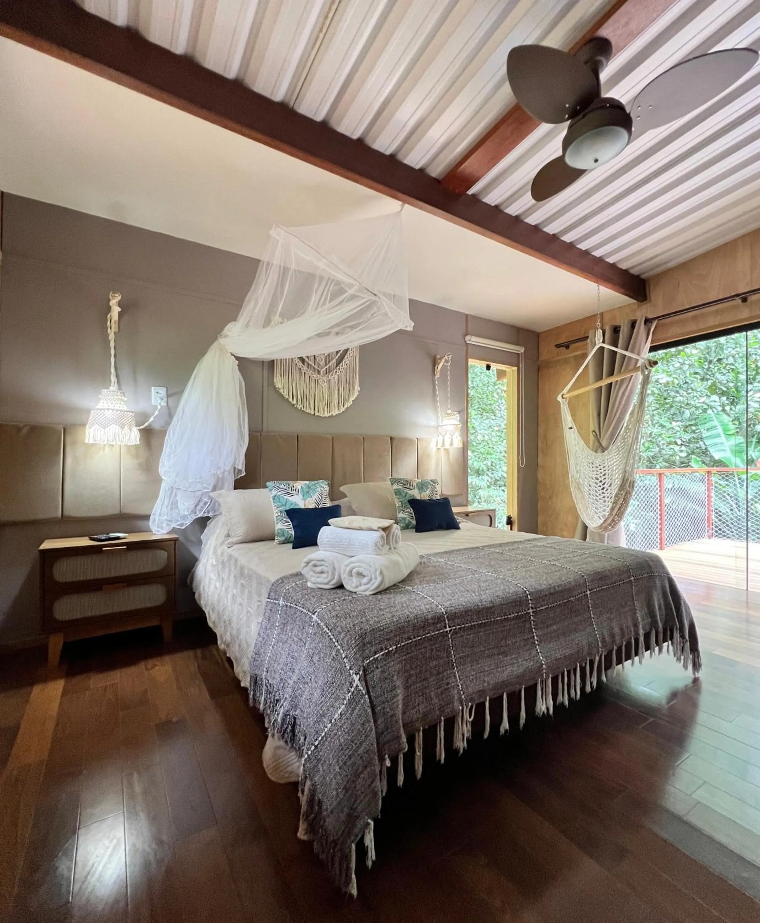 Decorative detail, Bed in Bonito Paraiso Ilha Grande