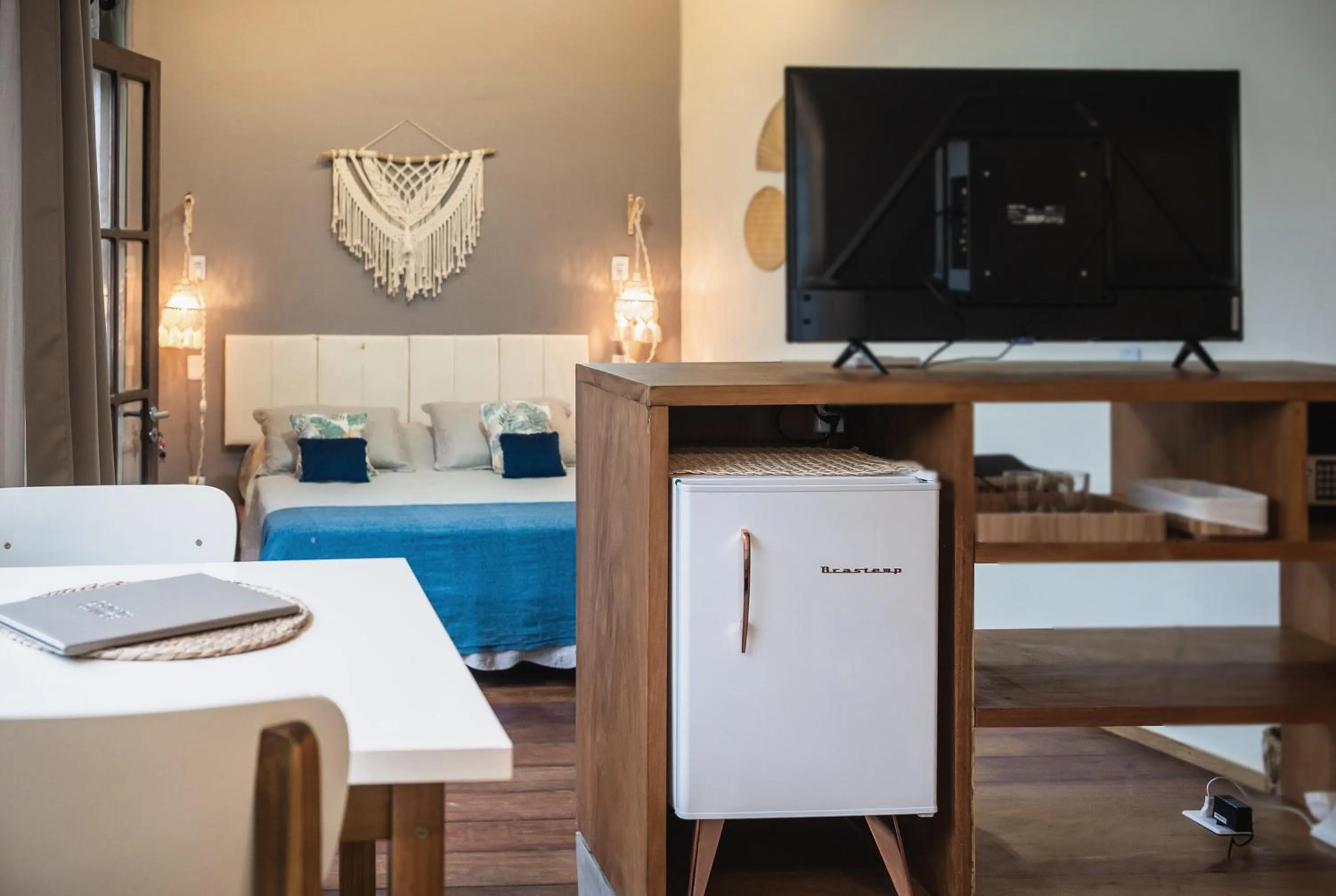 Photo of the whole room, Bed in Bonito Paraiso Ilha Grande