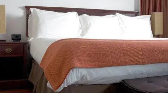 Bed in The Fritz Hotel Bed in The Fritz Hotel