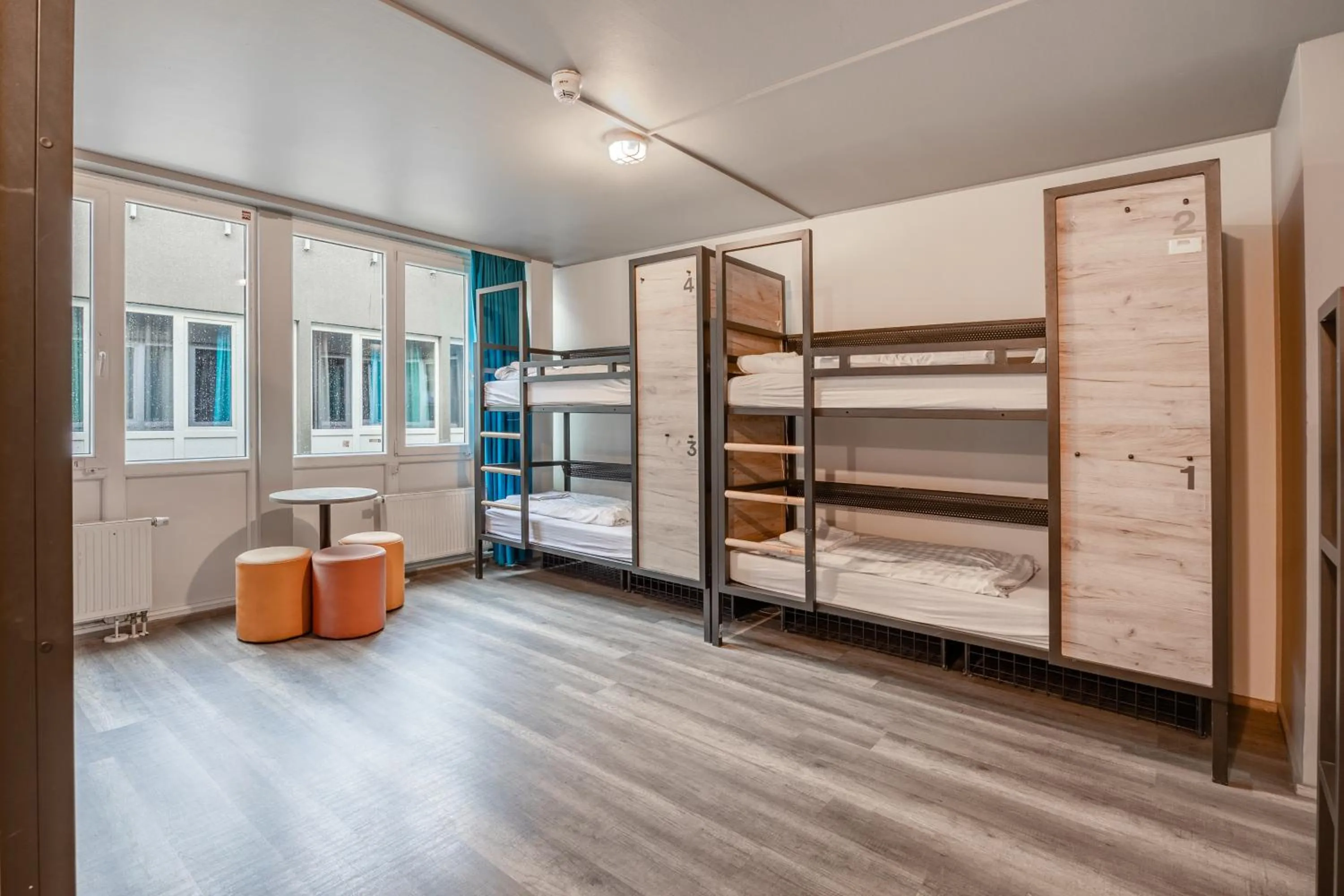 bunk bed, Bed in a&o Düsseldorf Hauptbahnhof