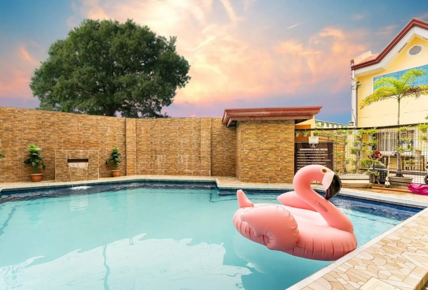 Laciaville Resort and Hotel