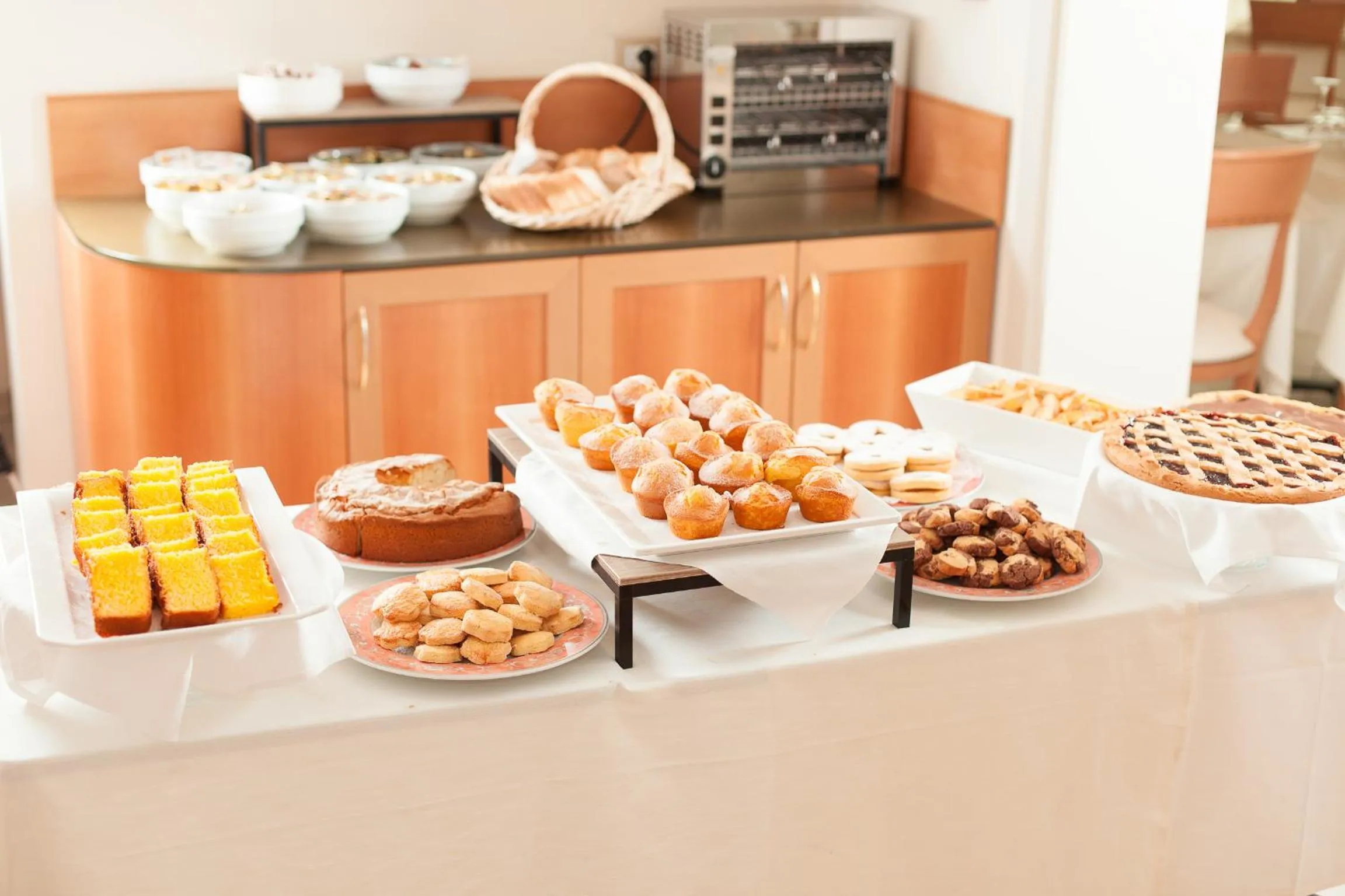 Breakfast in Hotel De La Ville