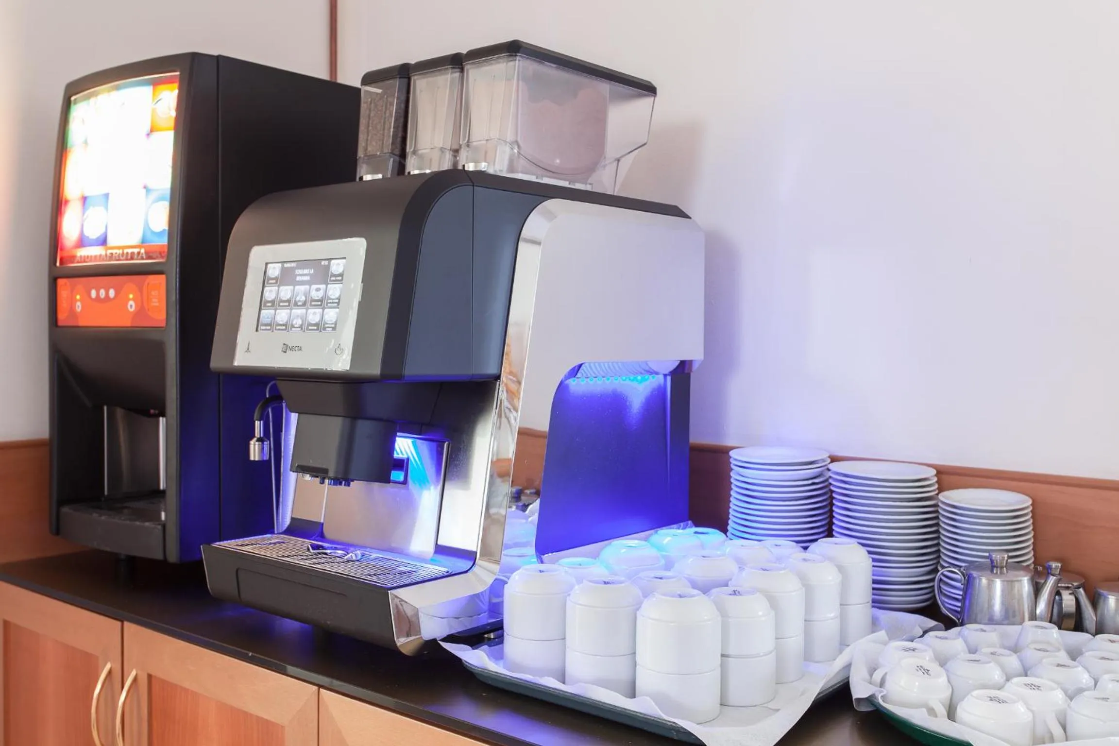 Buffet breakfast in Hotel De La Ville