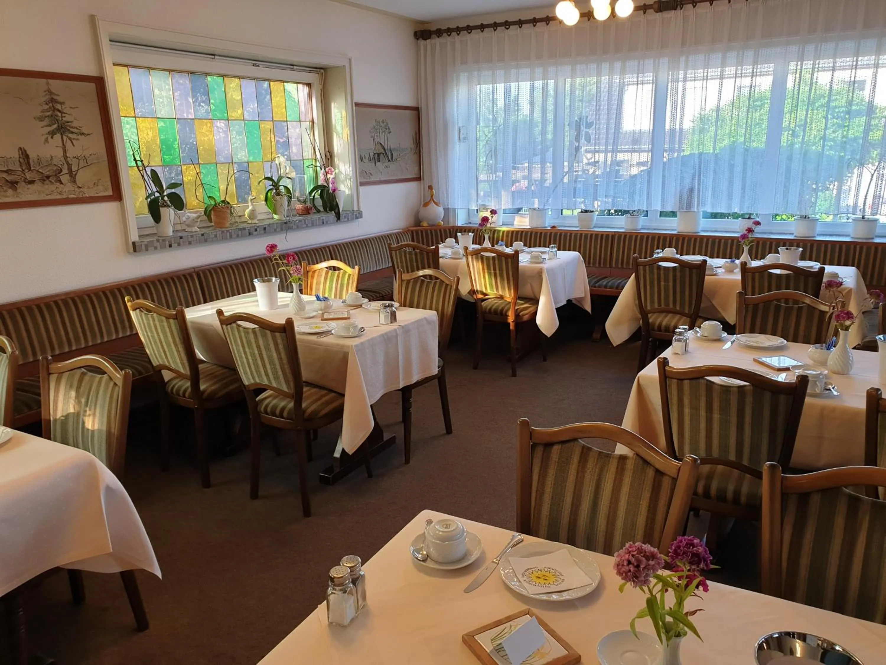 Restaurant/places to eat in Heidehotel Anna