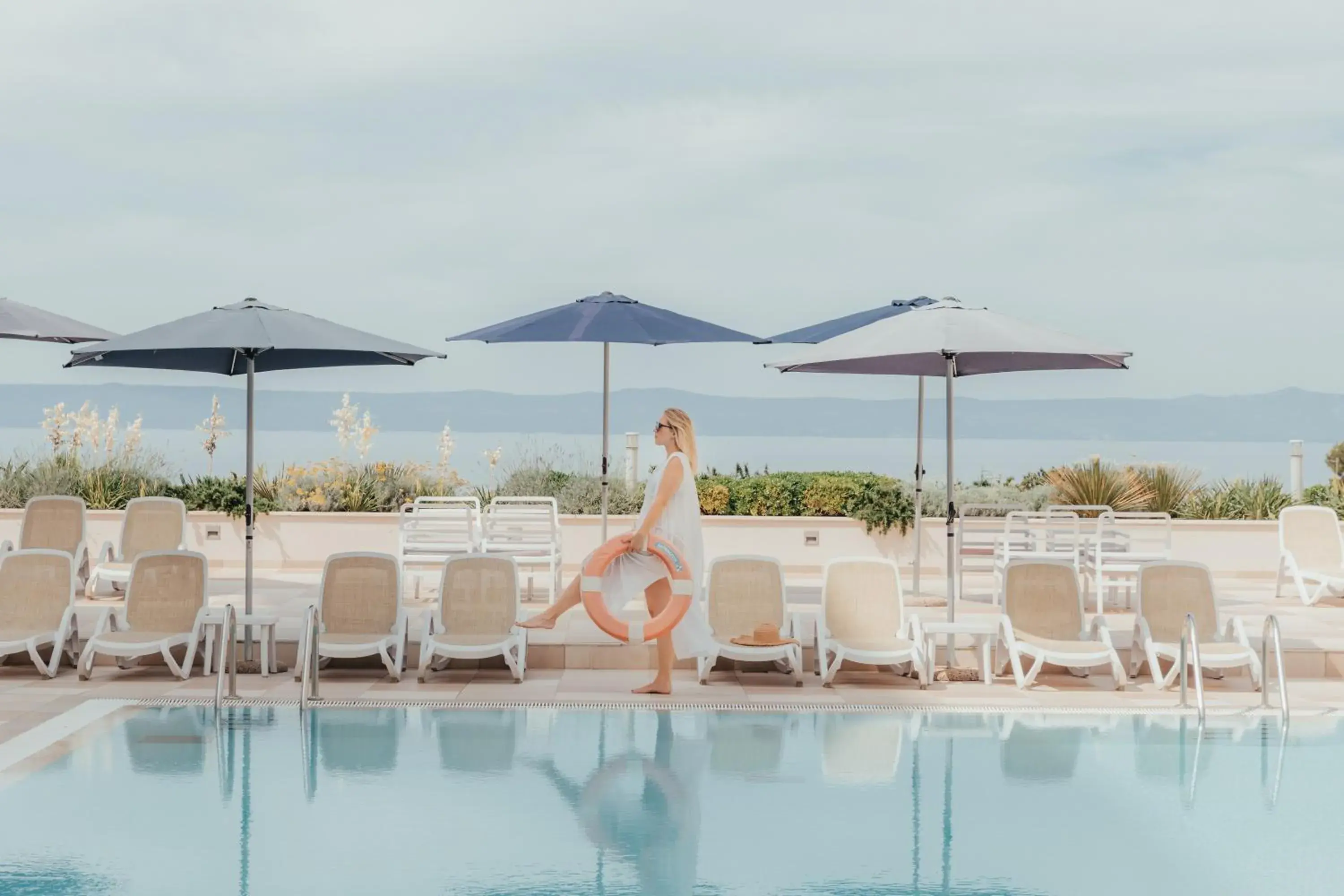 Swimming pool in Romana Beach Resort Swimming pool in Romana Beach Resort