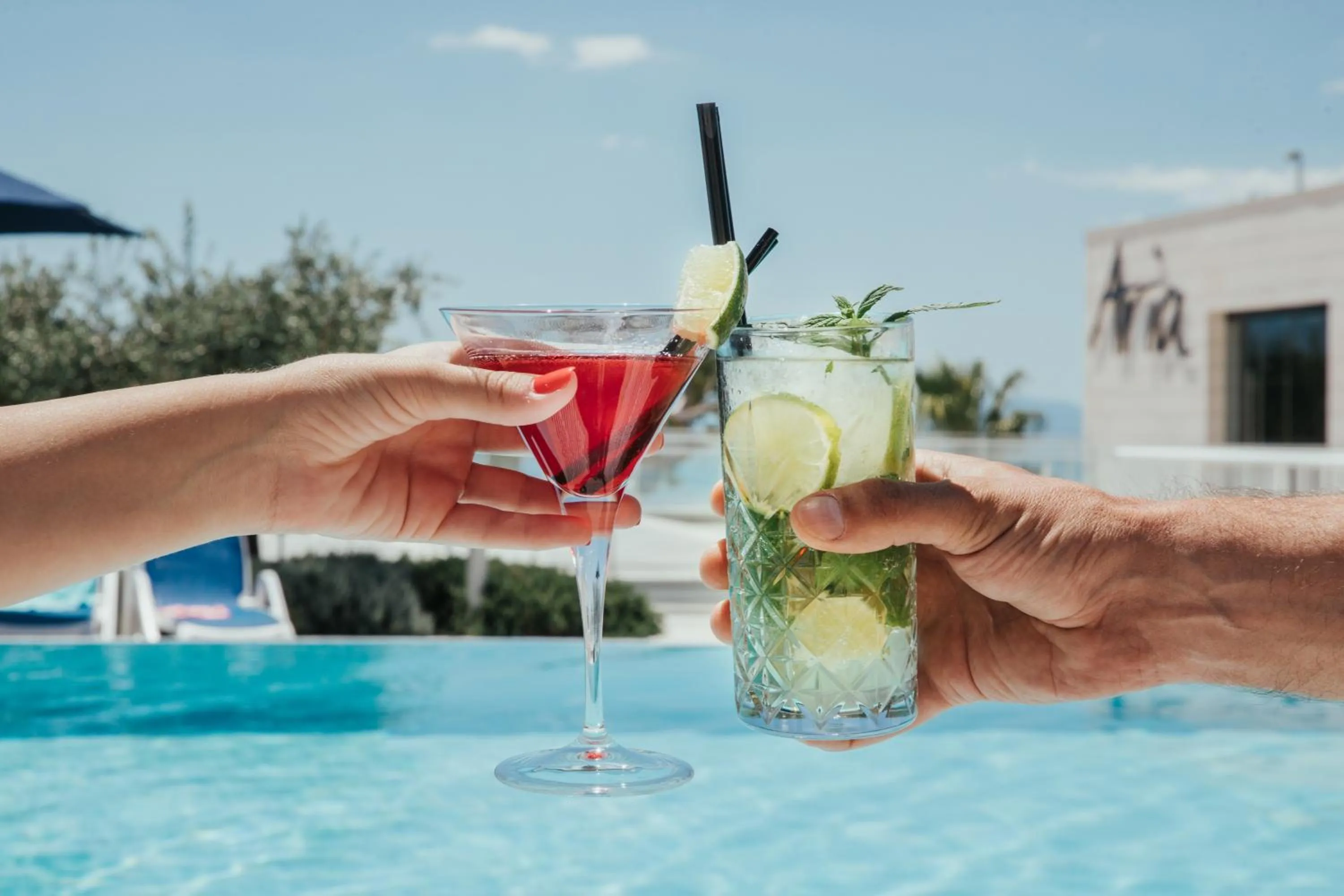 Lounge or bar in Romana Beach Resort