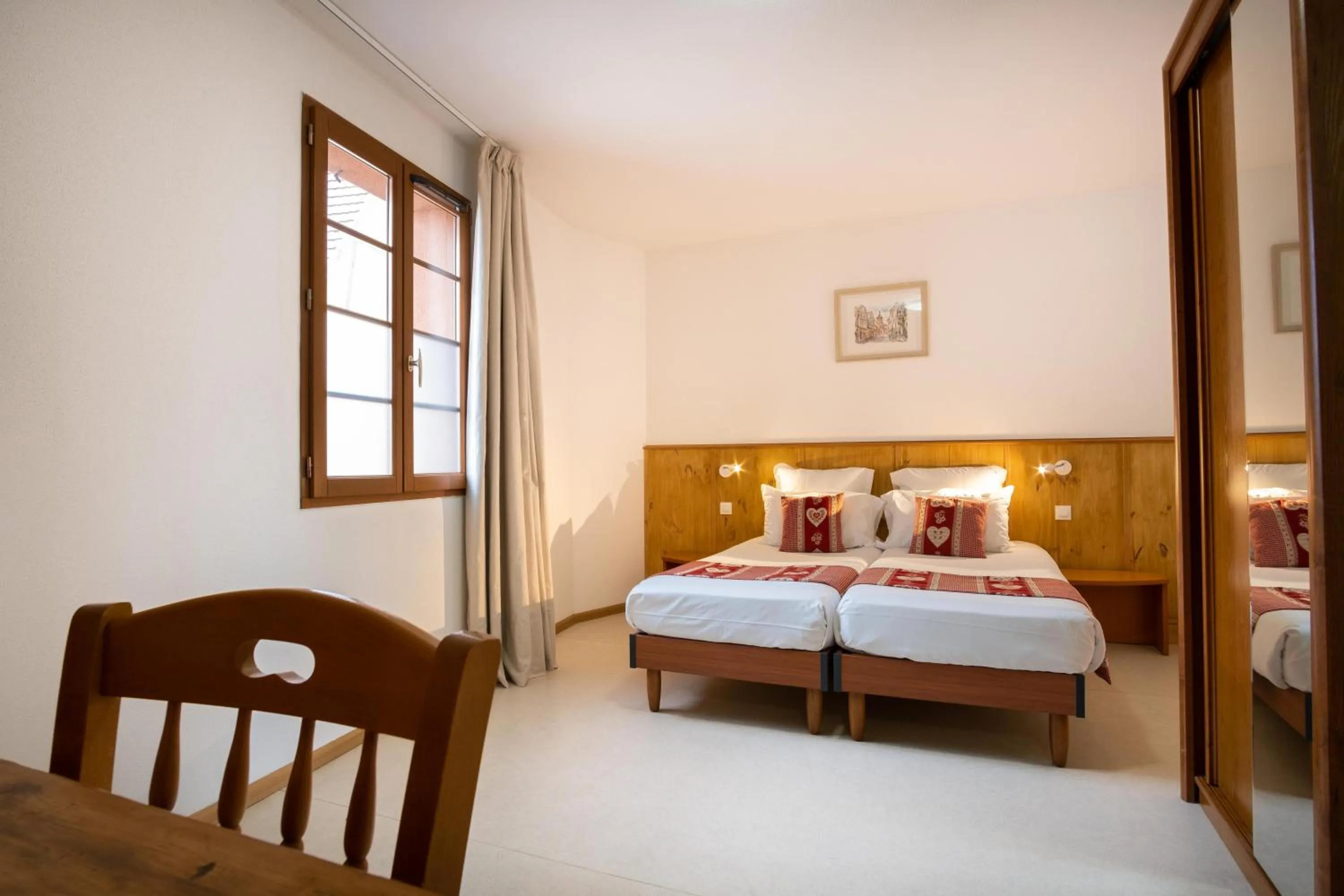 Bed in Hotel Relais d'ISSENHEIM Table d'hôtes