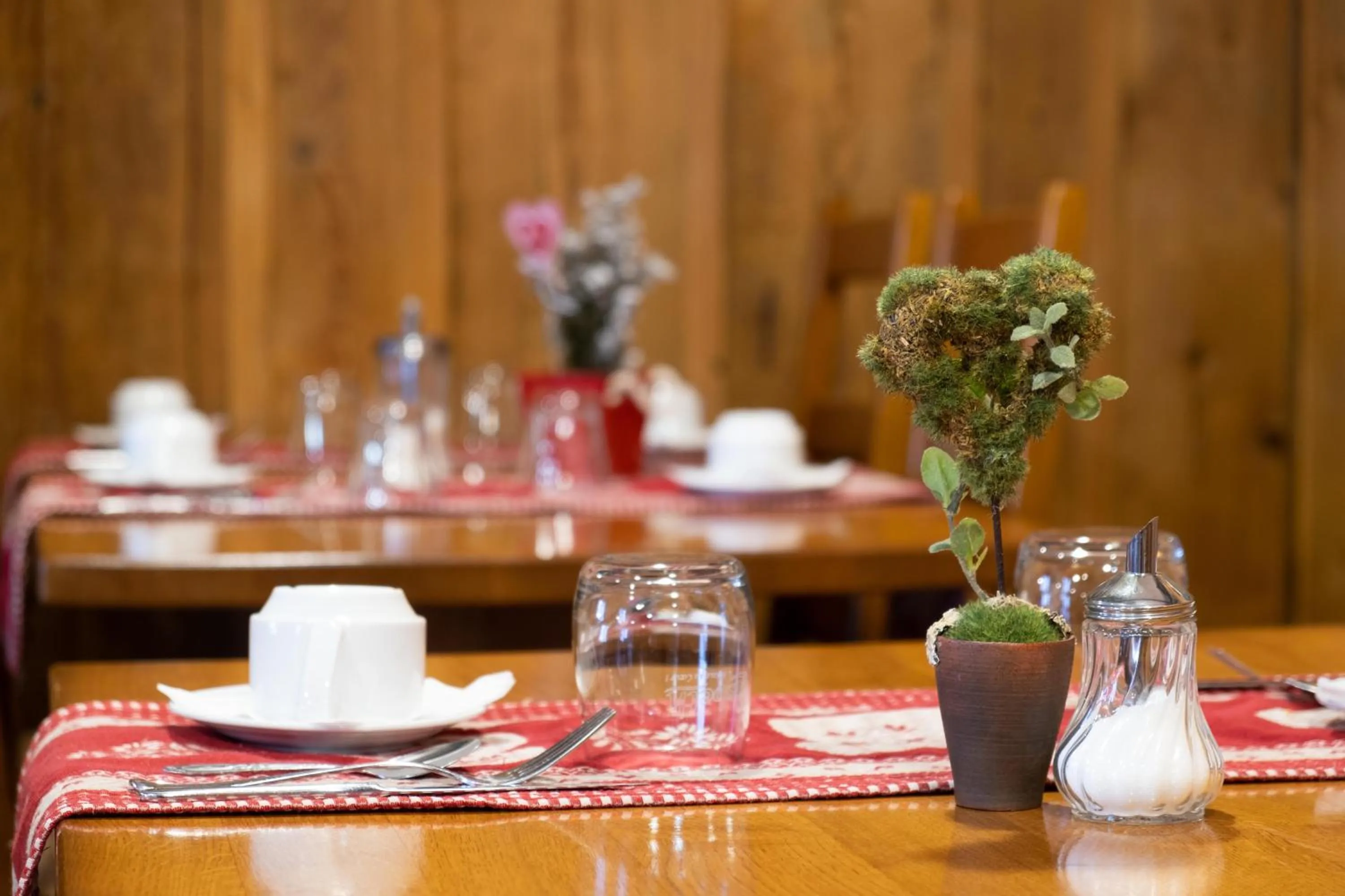 Property building in Hotel Relais d'ISSENHEIM Table d'hôtes