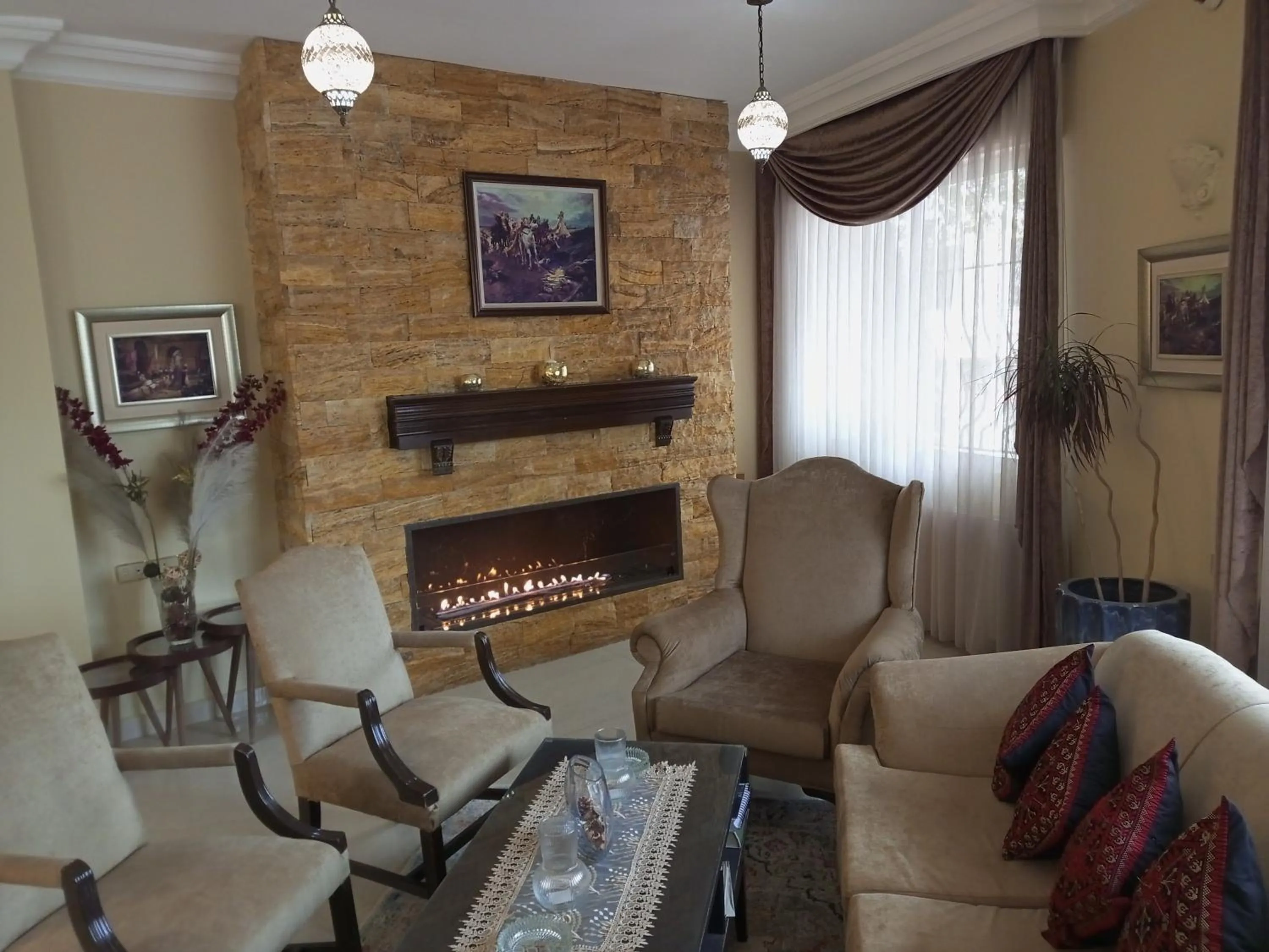 Seating area in Mariam Hotel