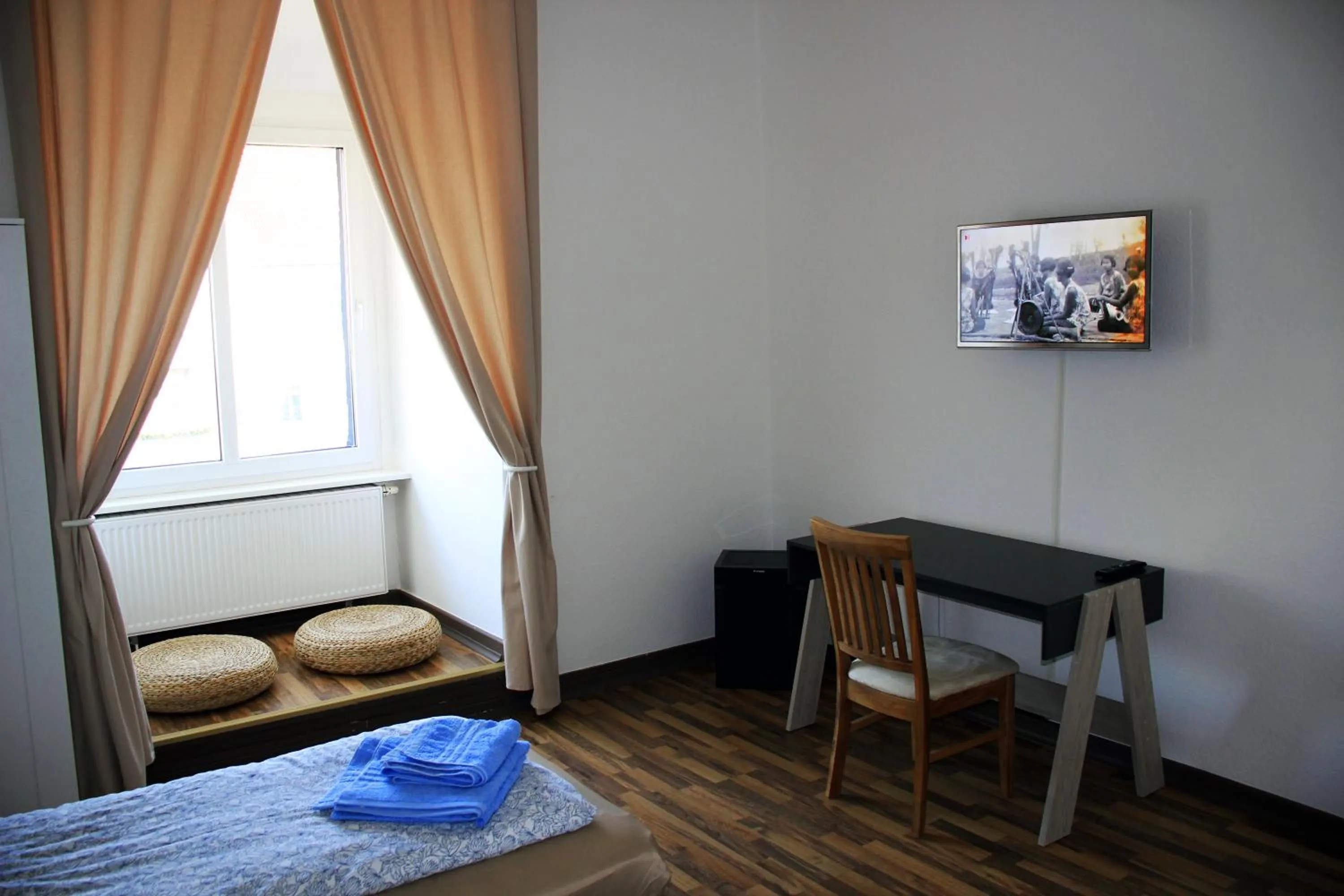 Photo of the whole room in Botschaft