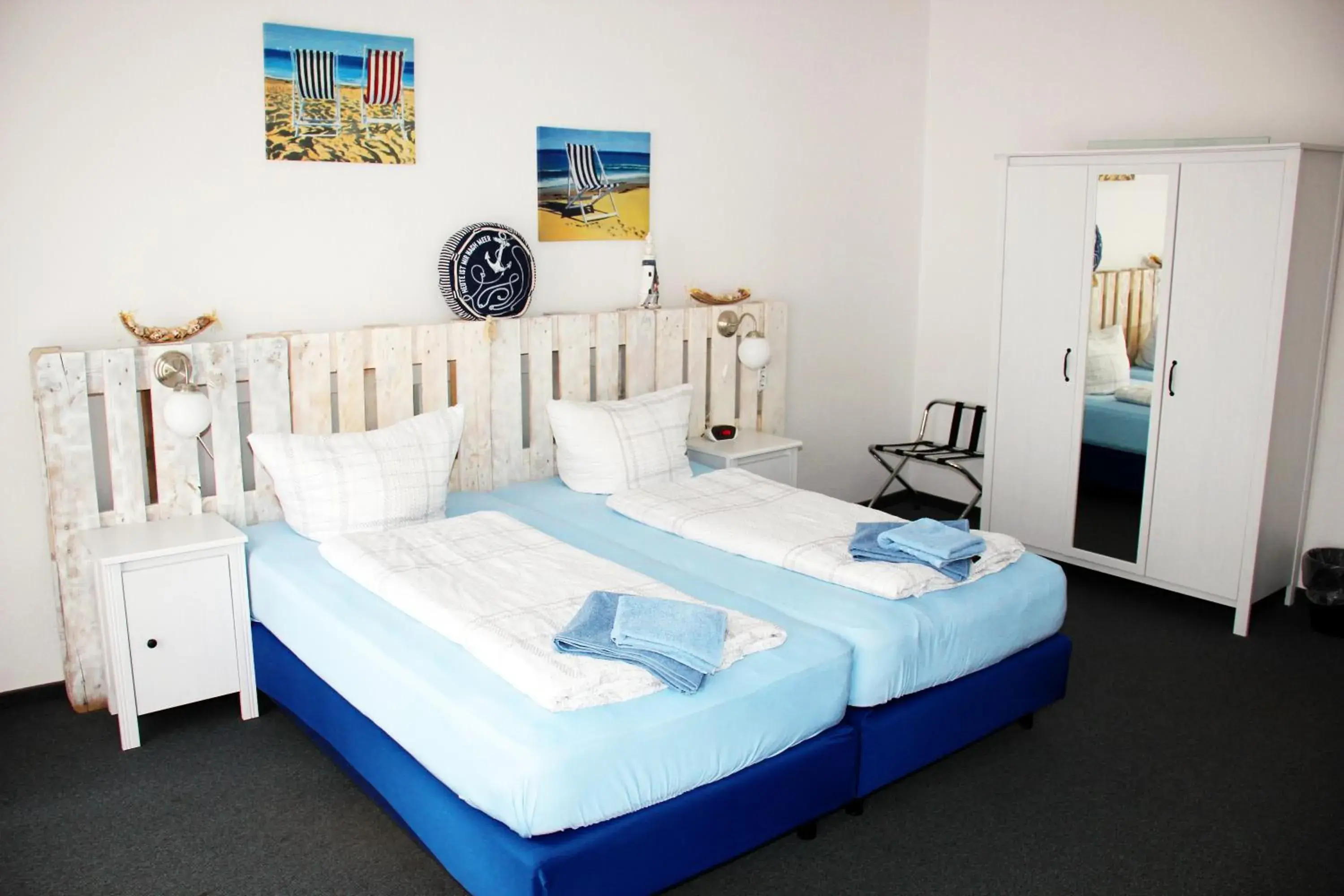 Photo of the whole room, Bed in Botschaft Photo of the whole room, Bed in Botschaft