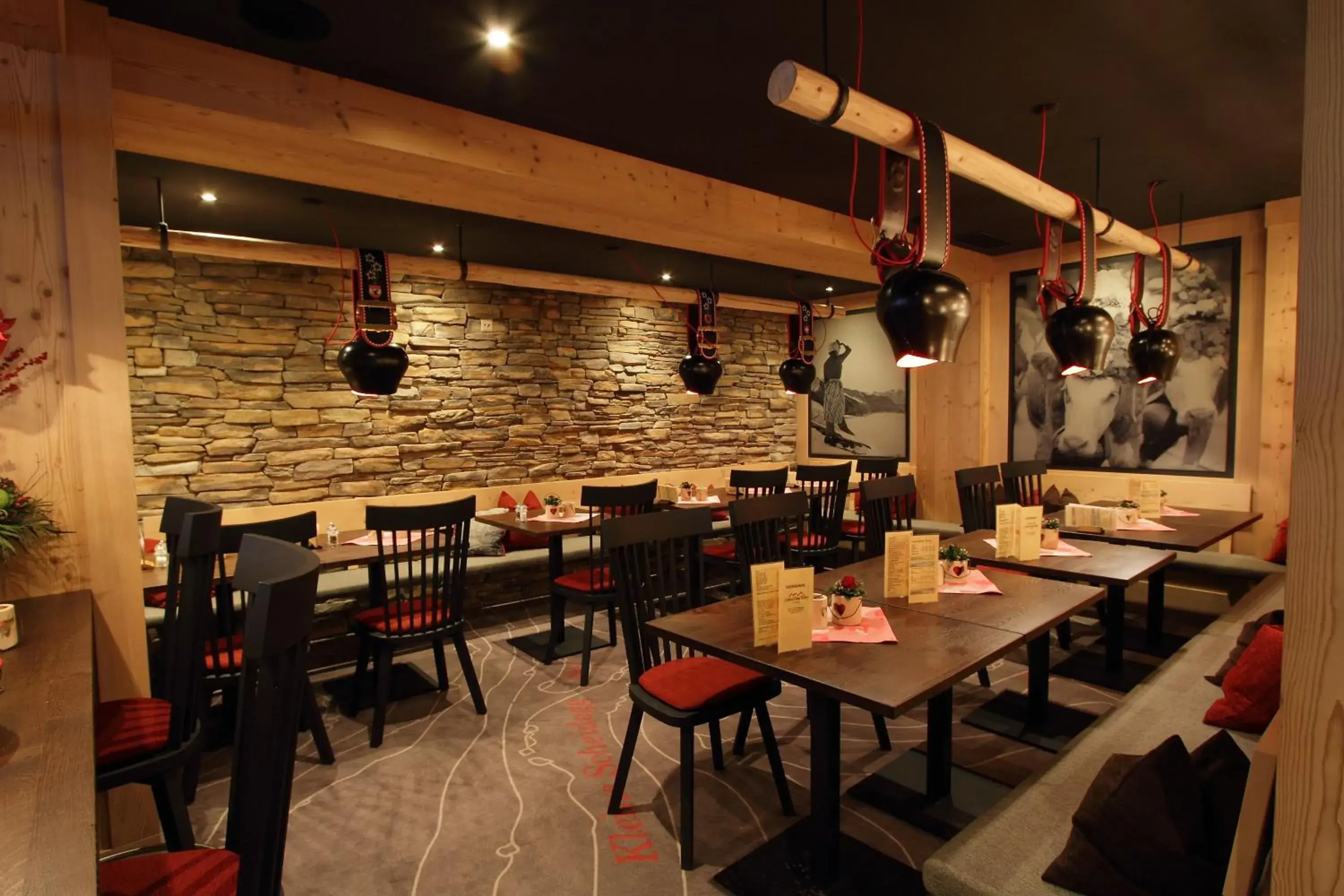 Restaurant/places to eat in Hotel Central Wolter - Grindelwald Restaurant/places to eat in Hotel Central Wolter - Grindelwald