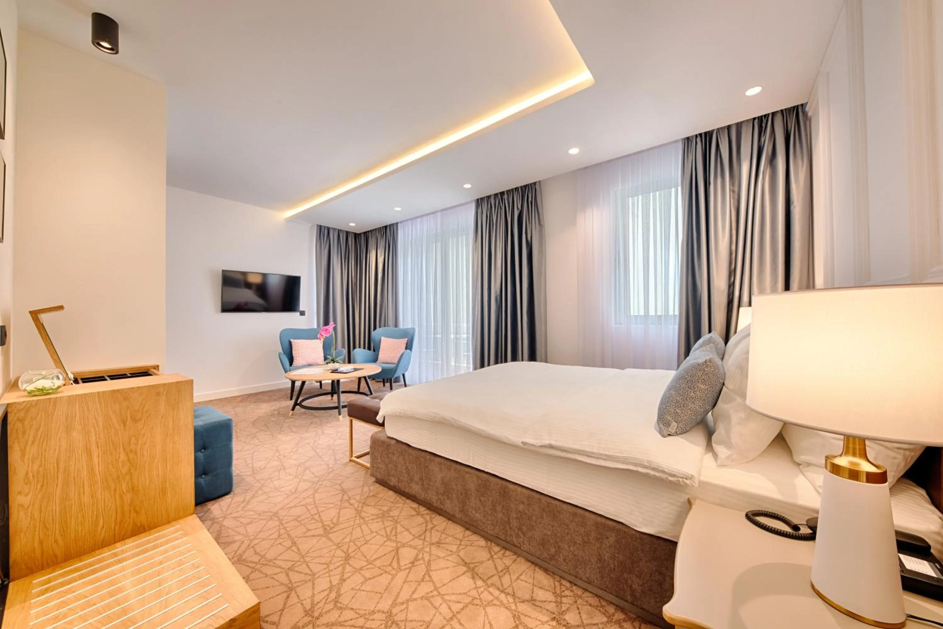 Bed in Kalamper Hotel & Spa