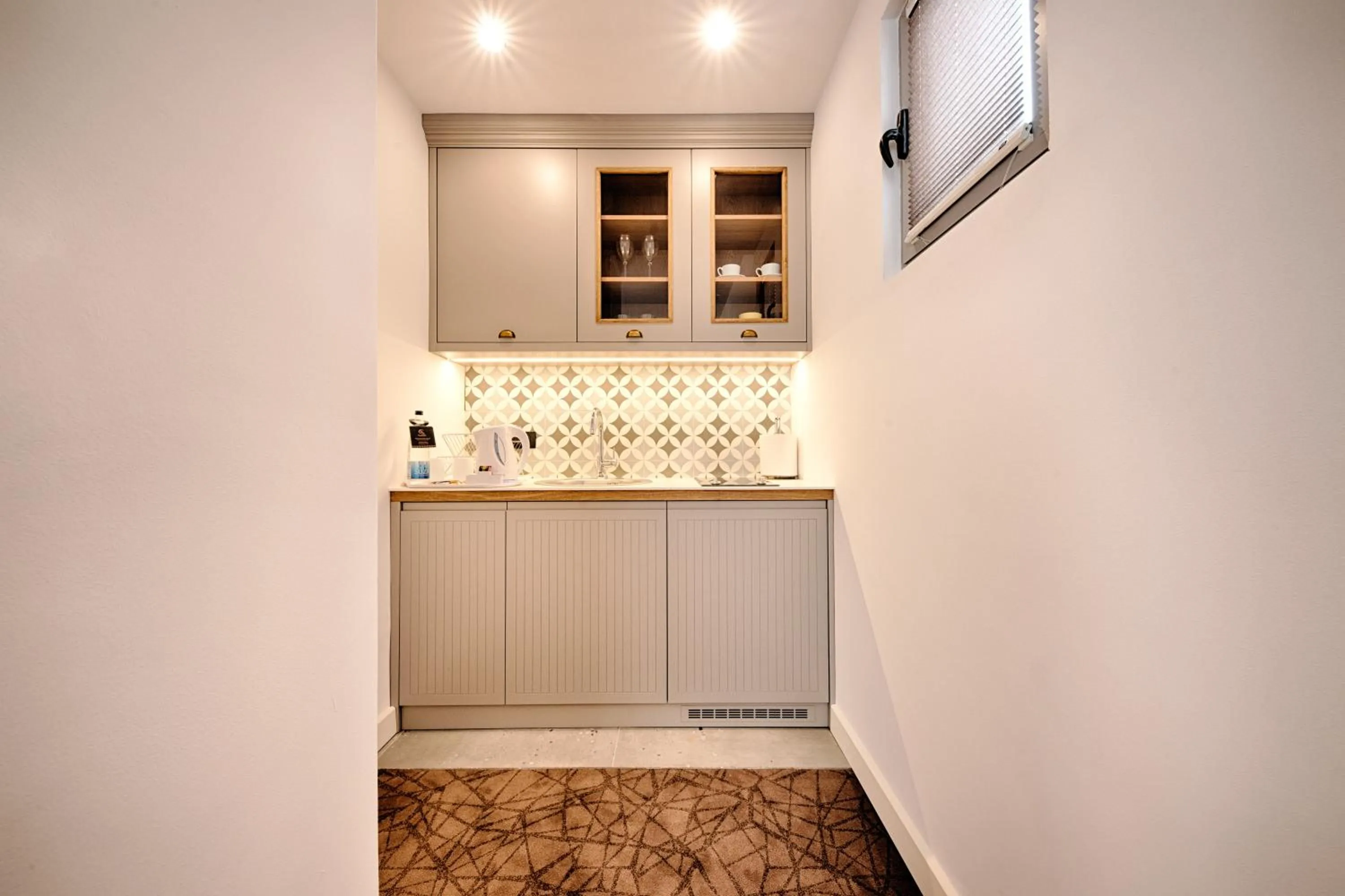 Kitchen or kitchenette in Kalamper Hotel & Spa