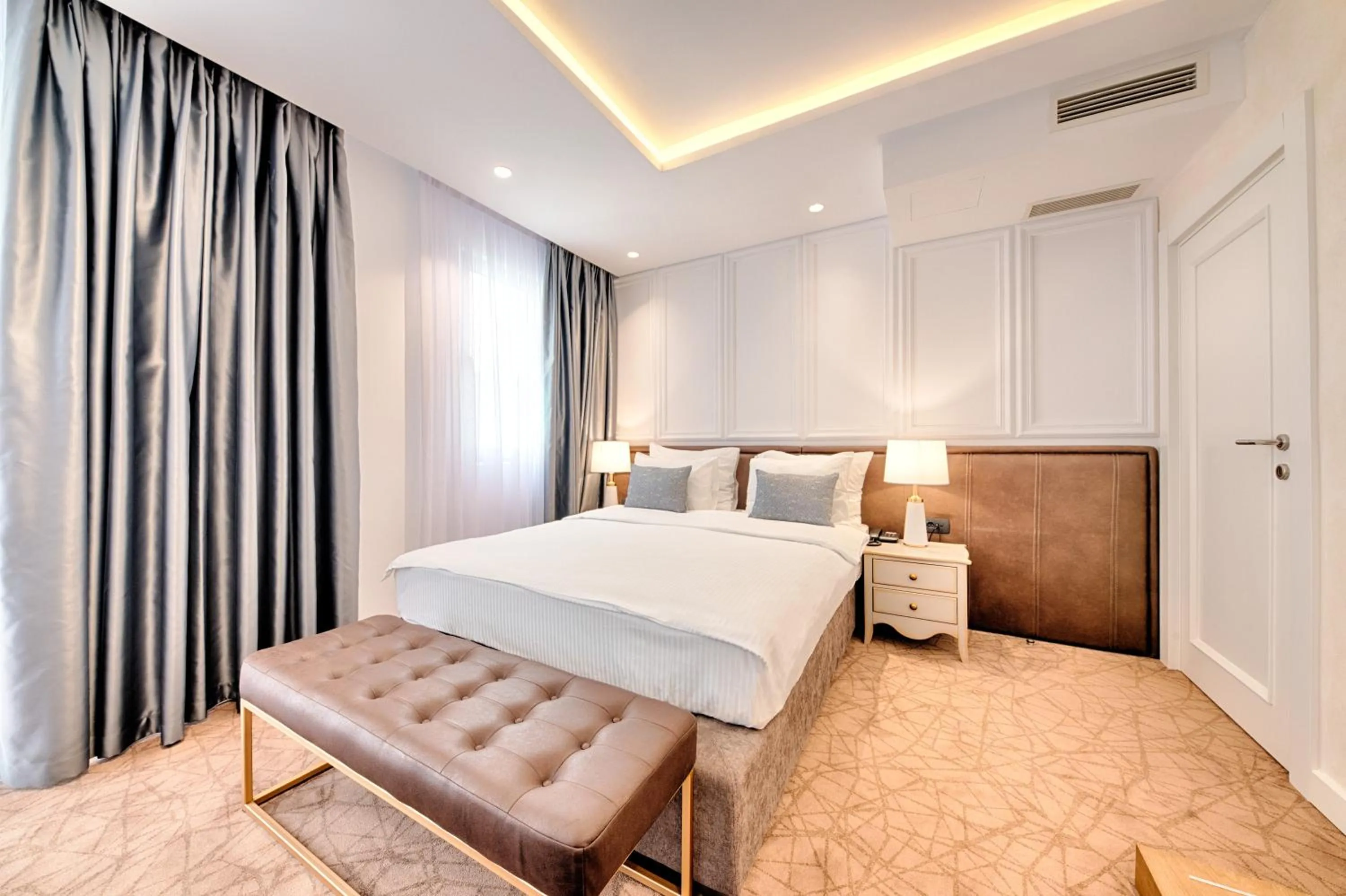 Bed in Kalamper Hotel & Spa