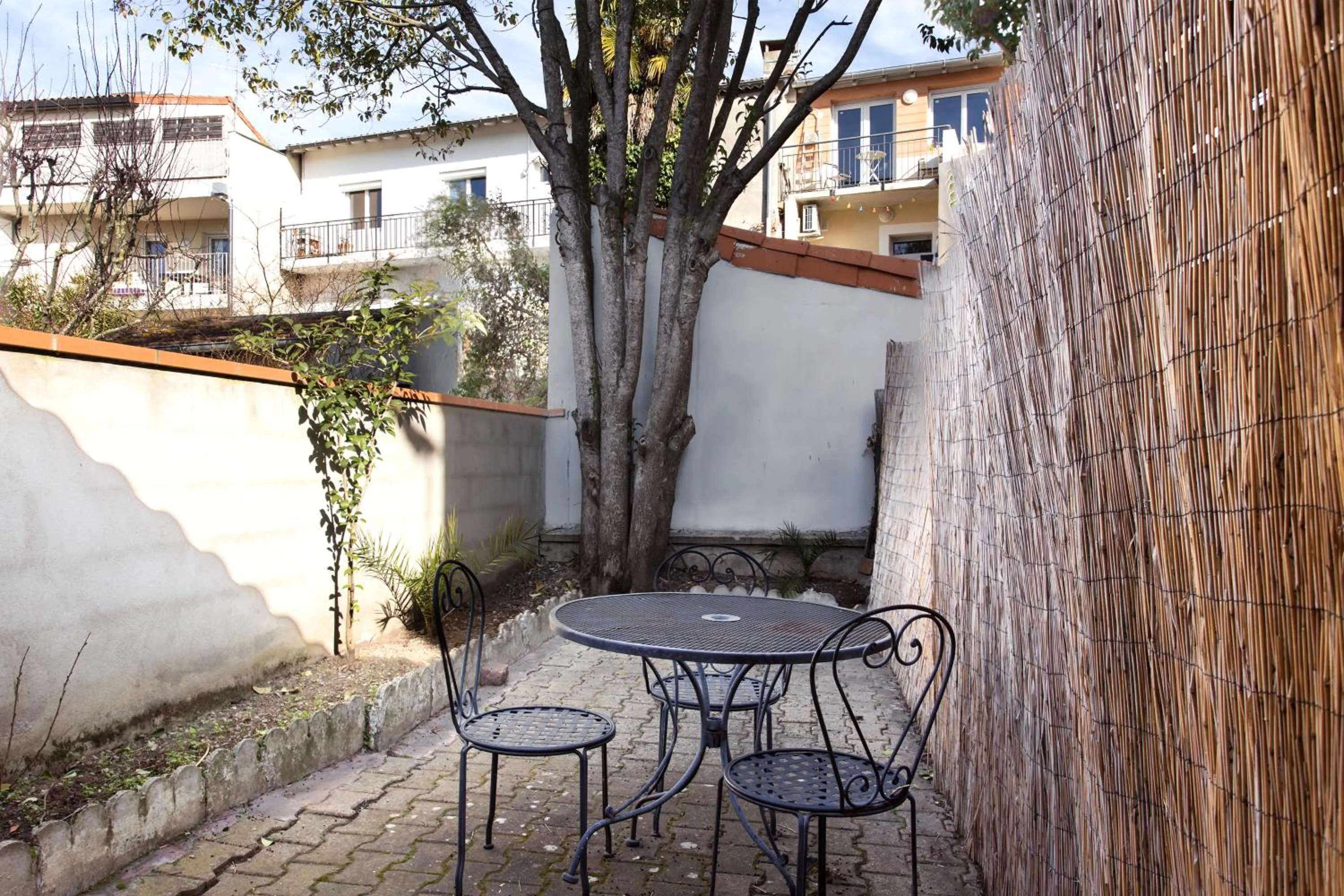 Patio in Nouvel Oasis Toulouse Saint Cyprien