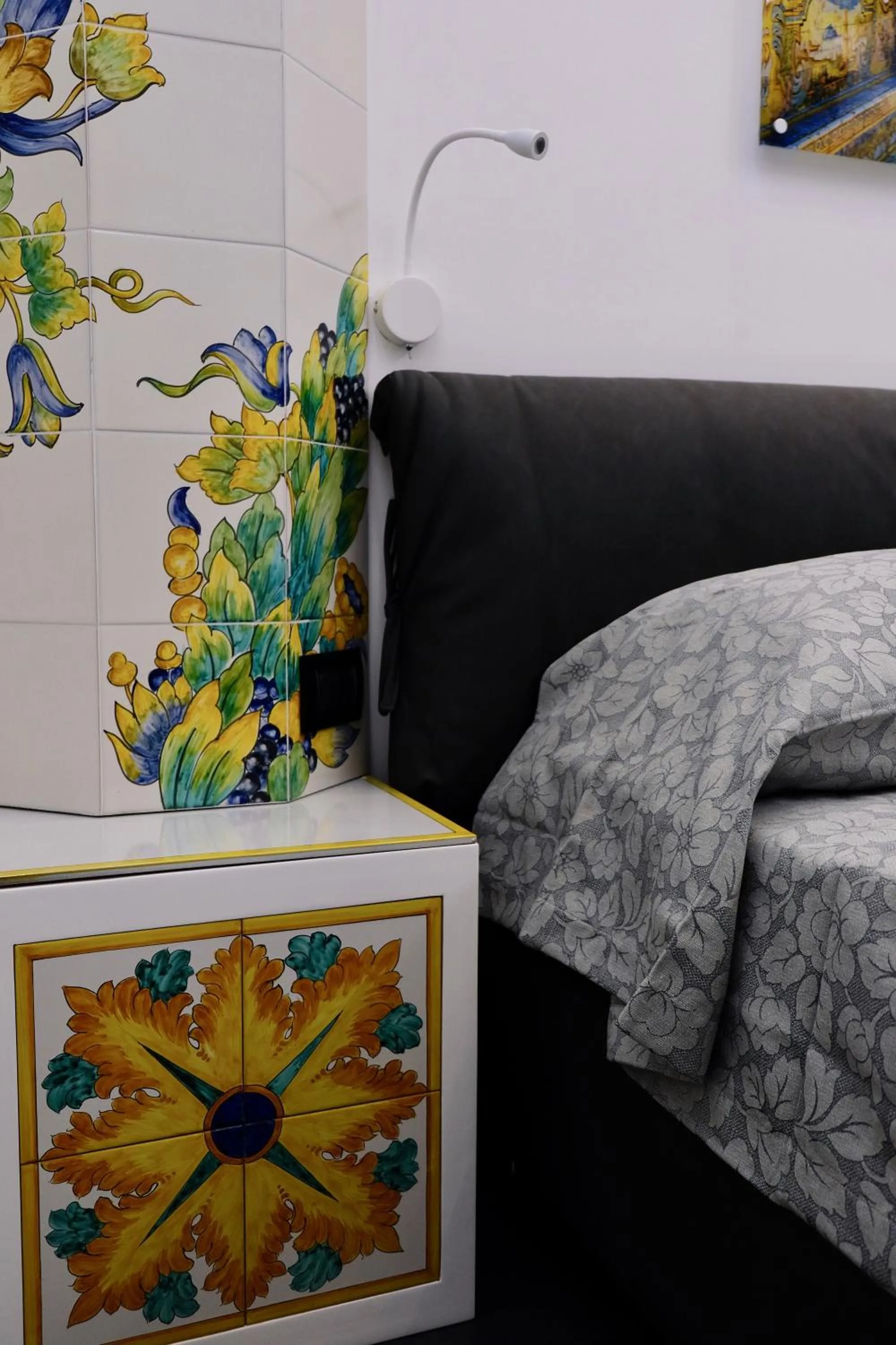 The Boutique Napoli Suite