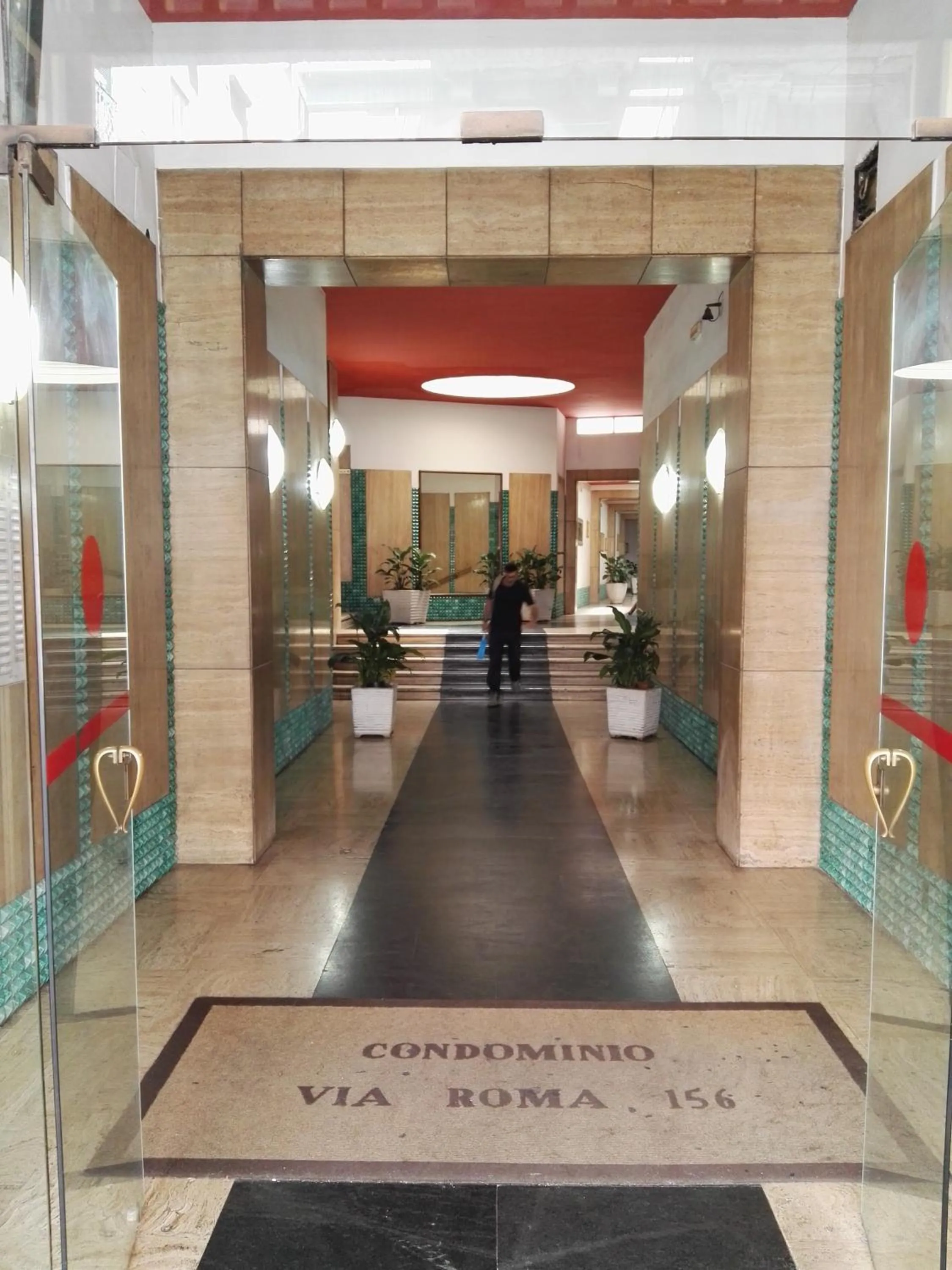 Facade/entrance in The Boutique Napoli Suite