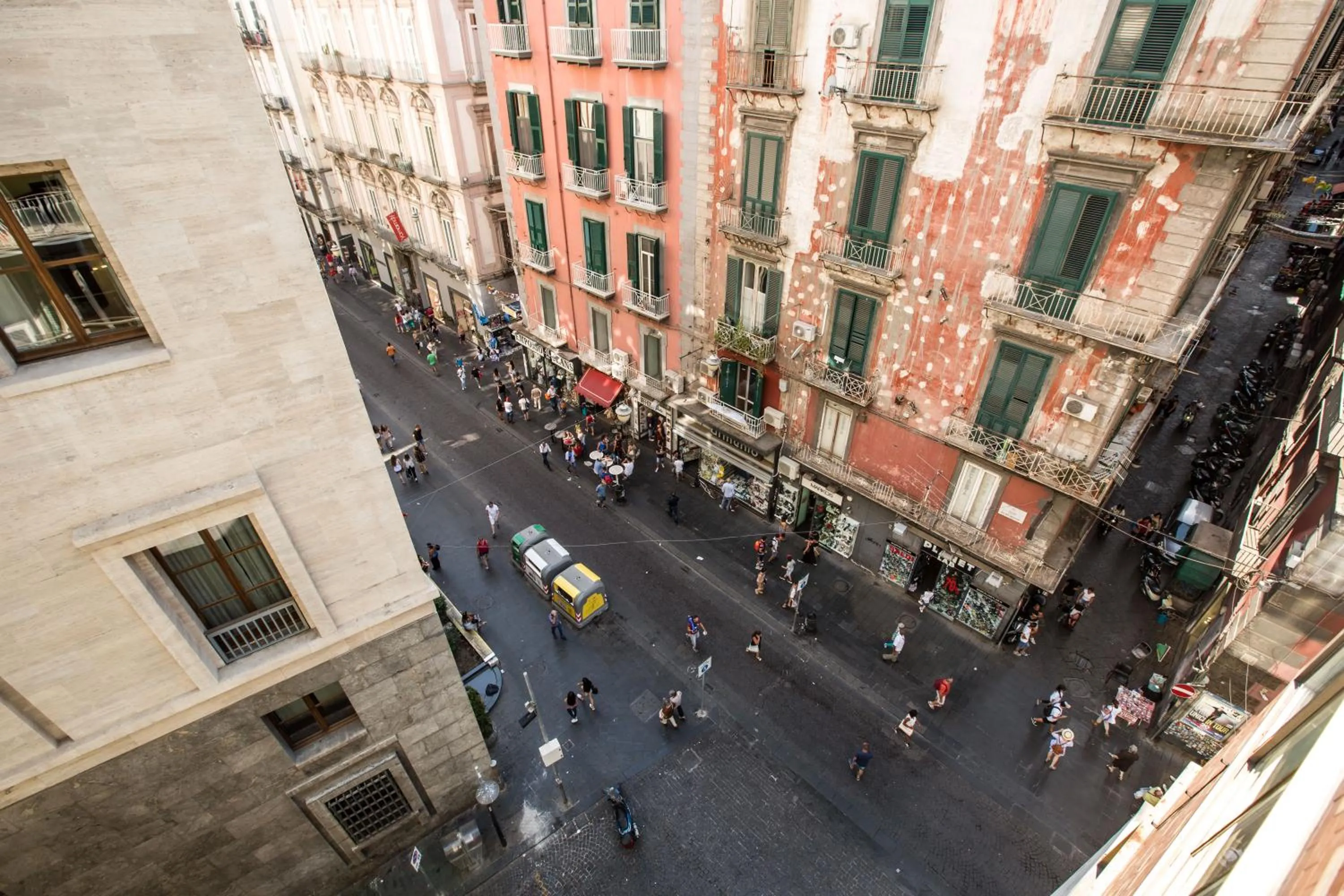 The Boutique Napoli Suite