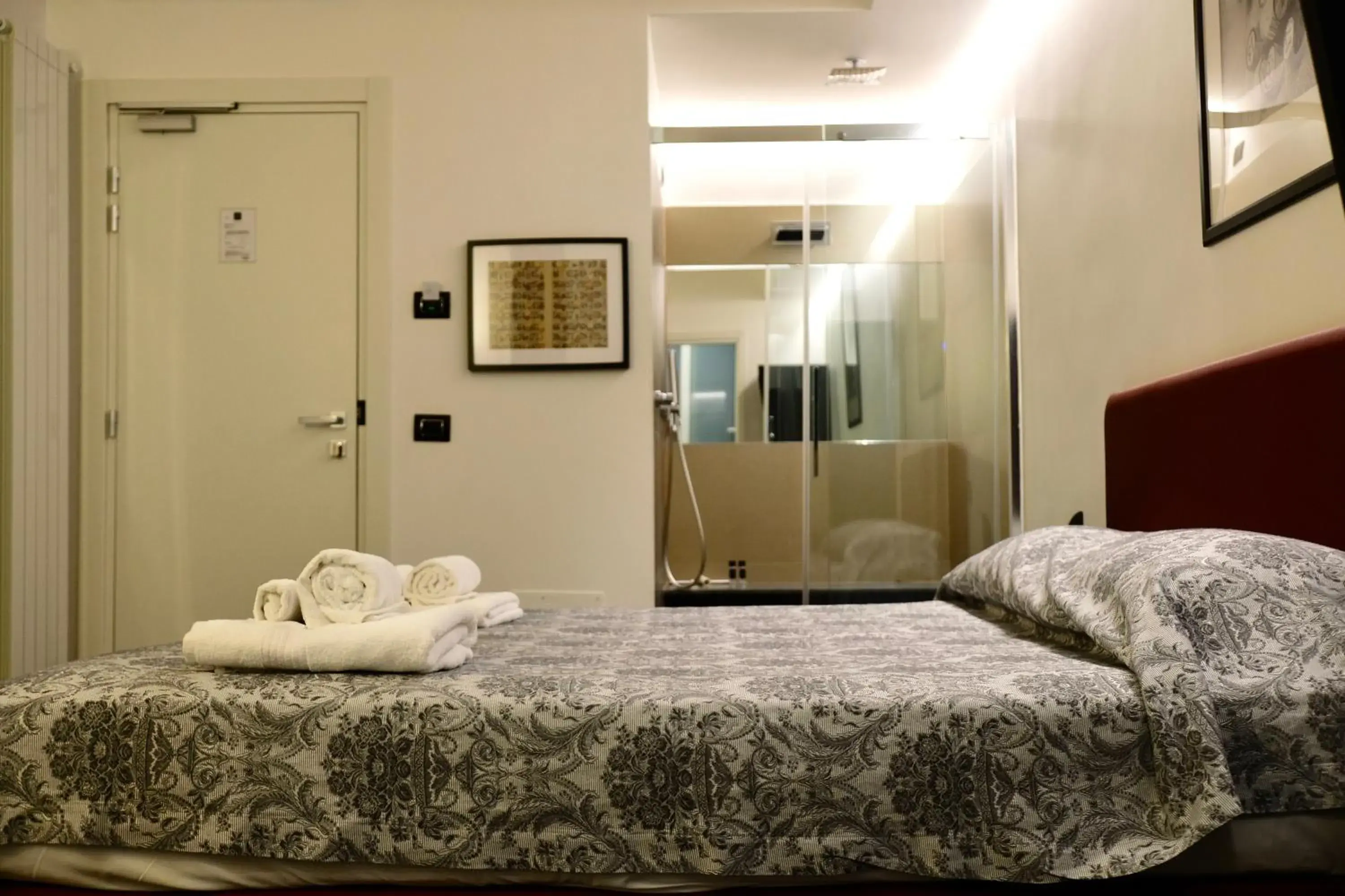 Bed in The Boutique Napoli Suite Bed in The Boutique Napoli Suite