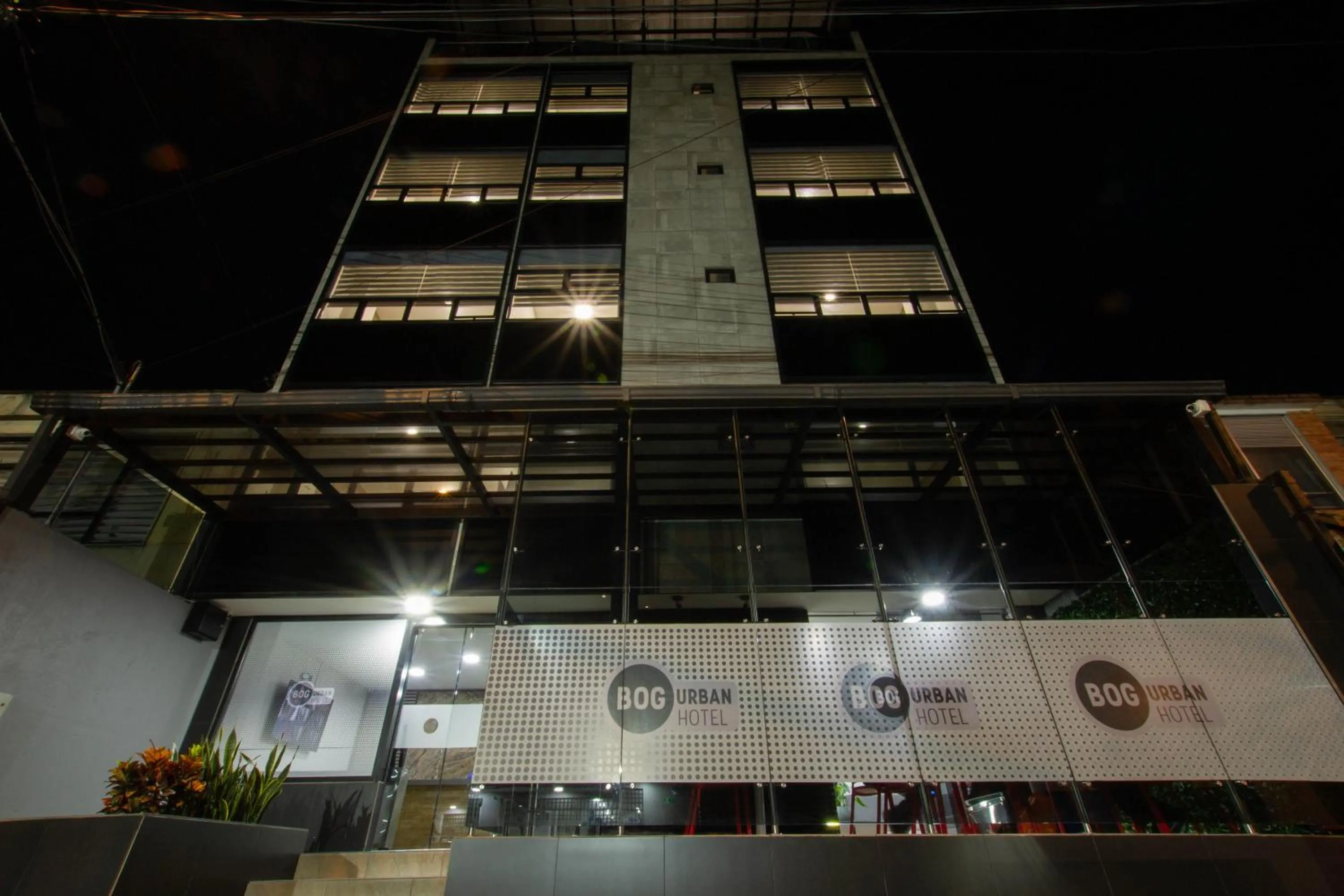 Property building in BOG URBAN HOTEl