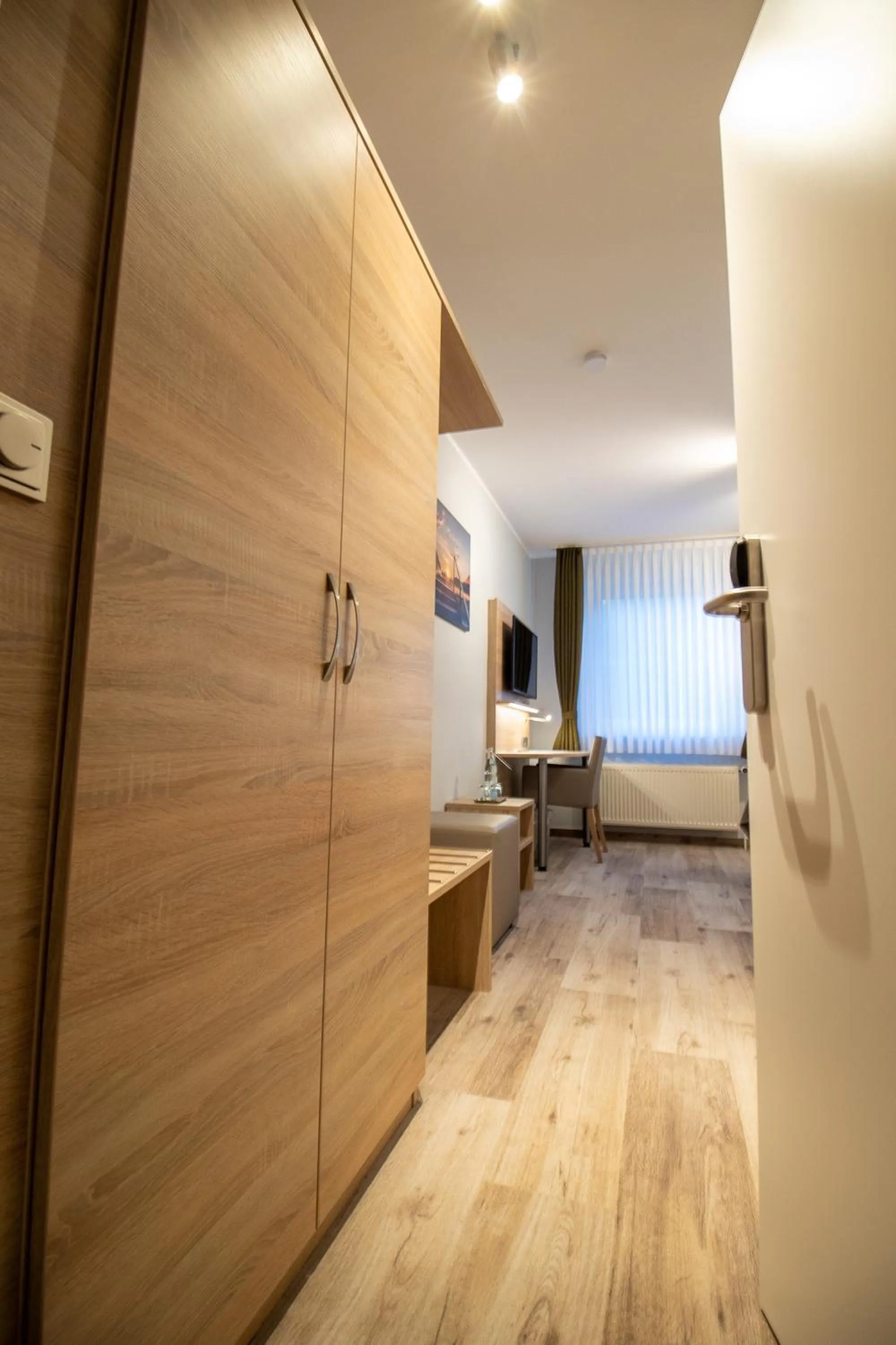 Photo of the whole room, Bed in Hotel Fallersleber Spieker