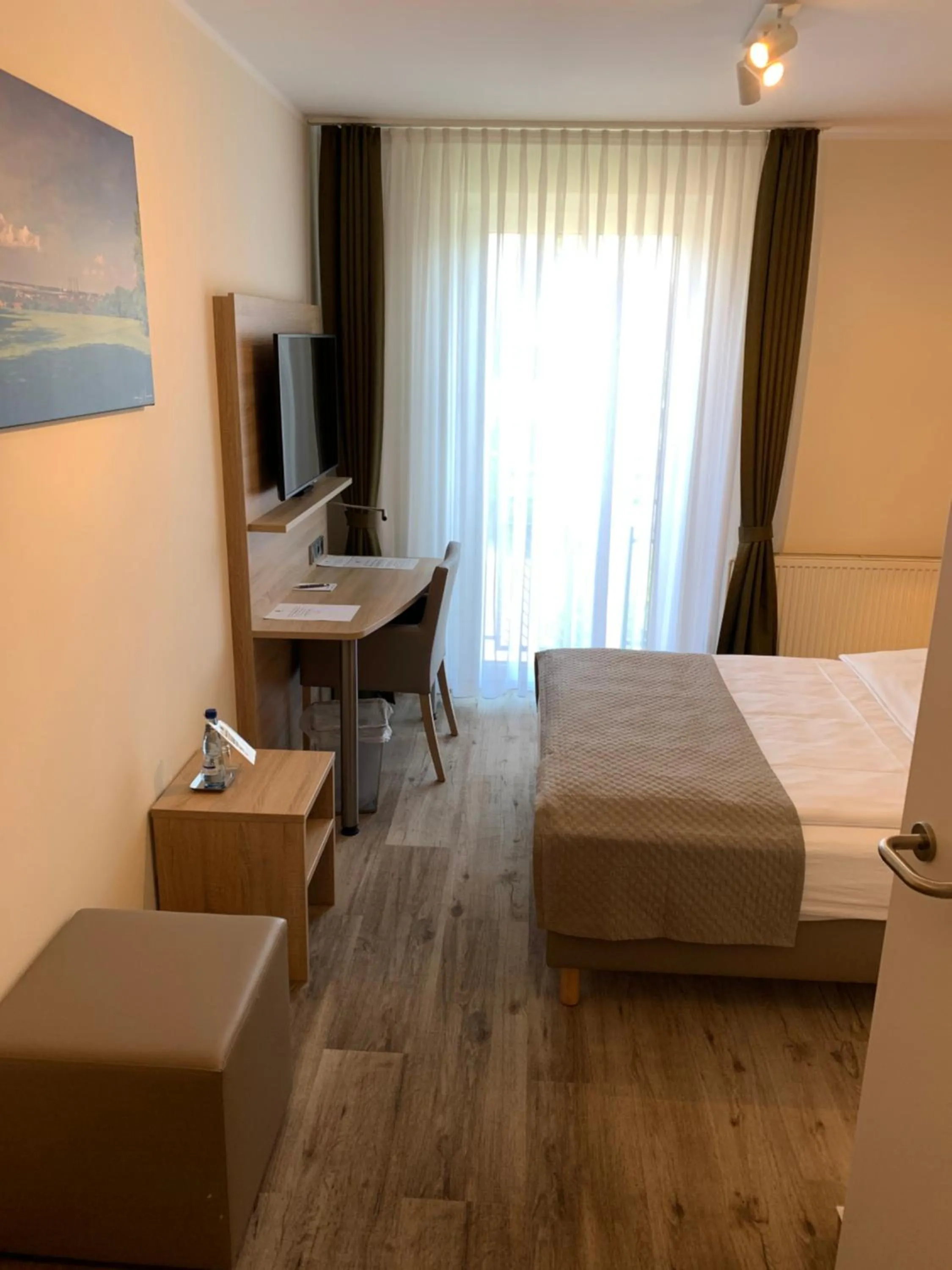 Bed in Hotel Fallersleber Spieker