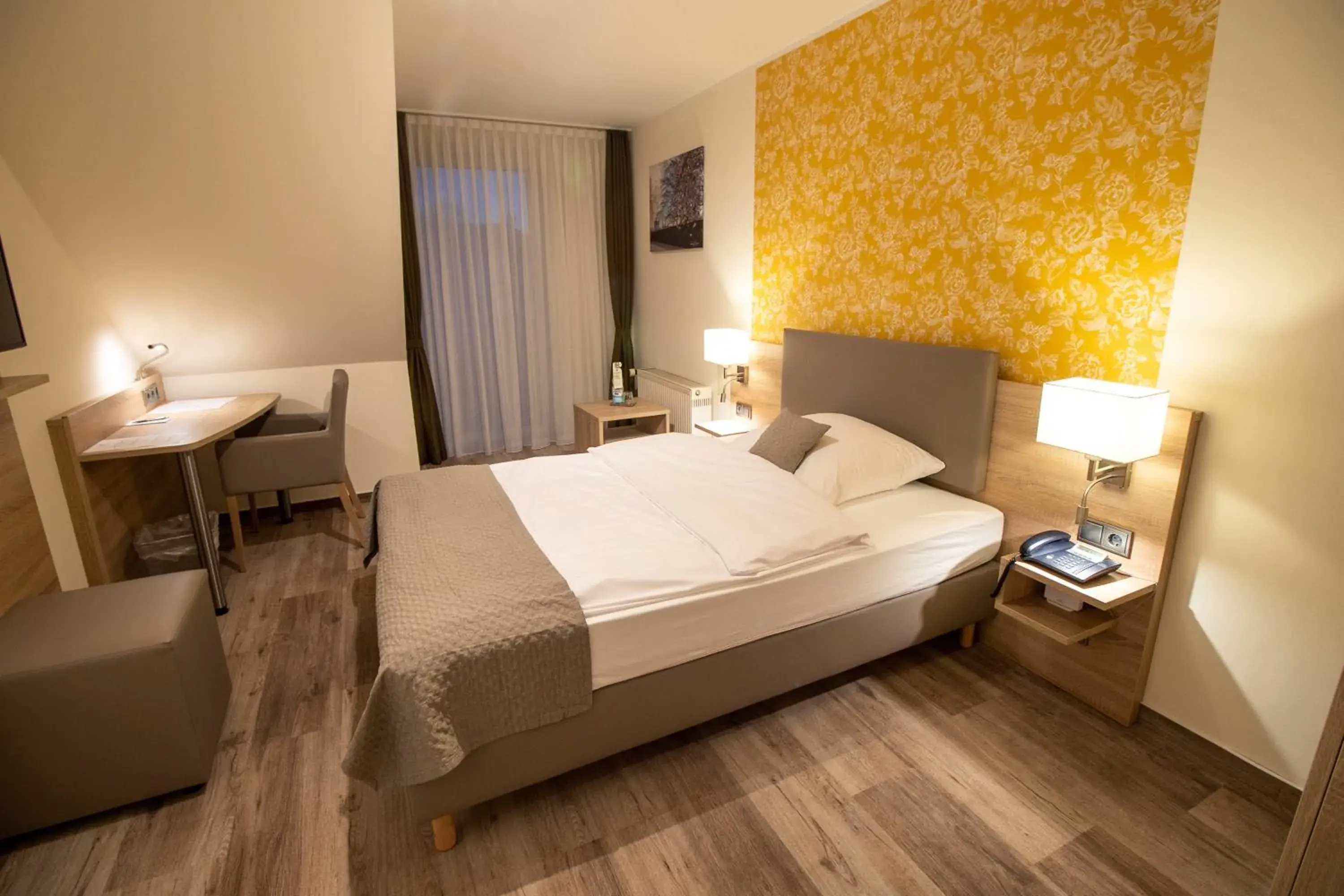 Photo of the whole room, Bed in UNO Hotel Am Spieker Wolfsburg Fallersleben Photo of the whole room, Bed in UNO Hotel Am Spieker Wolfsburg Fallersleben