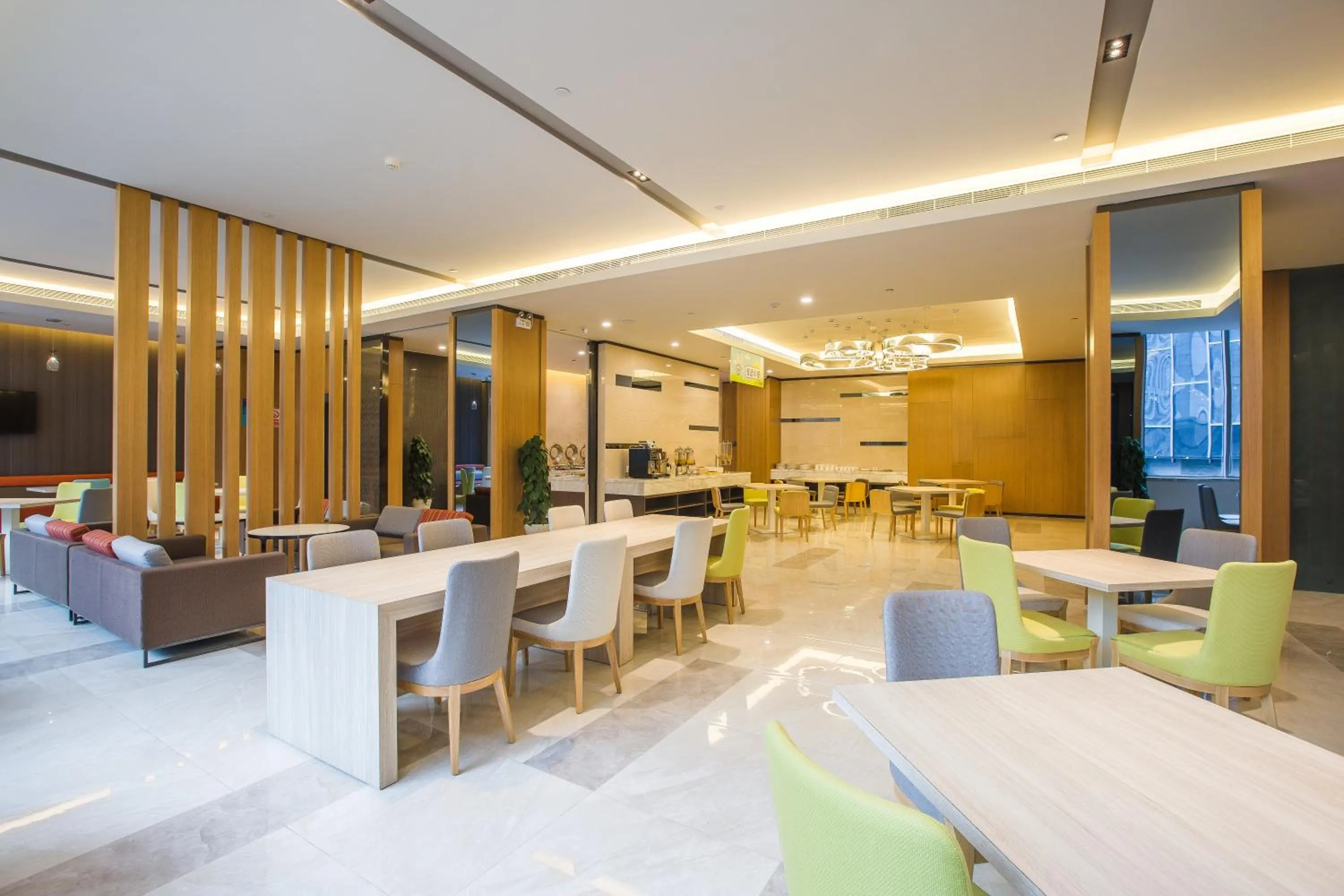 Restaurant/Places to Eat in Holiday Inn Express Bengbu Downtown, an IHG Hotel