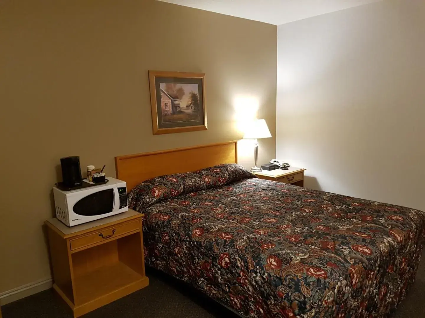 Standard Single Room in Prospector Inn Standard Single Room in Prospector Inn