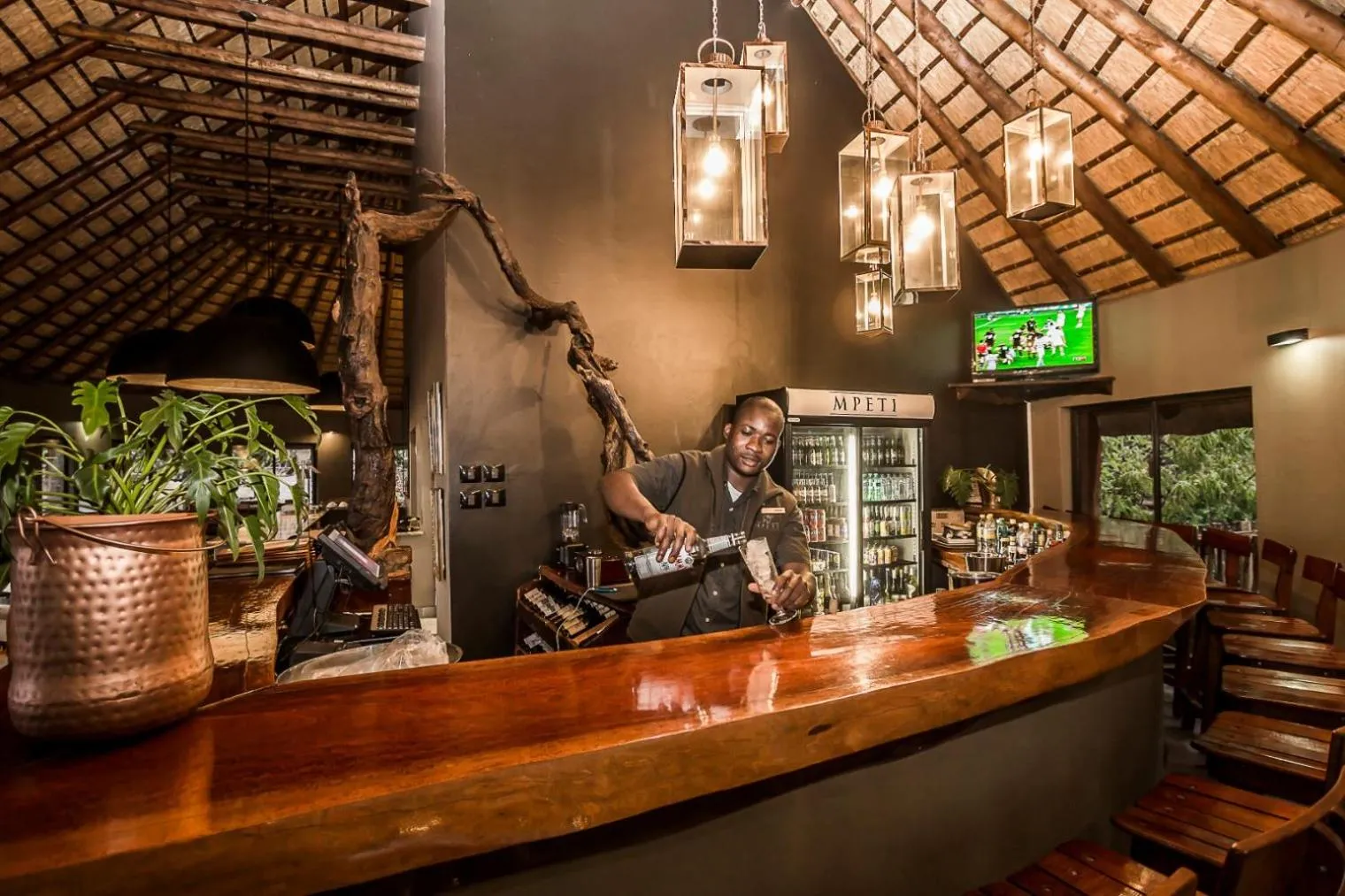 Lounge or bar in Mpeti Lodge