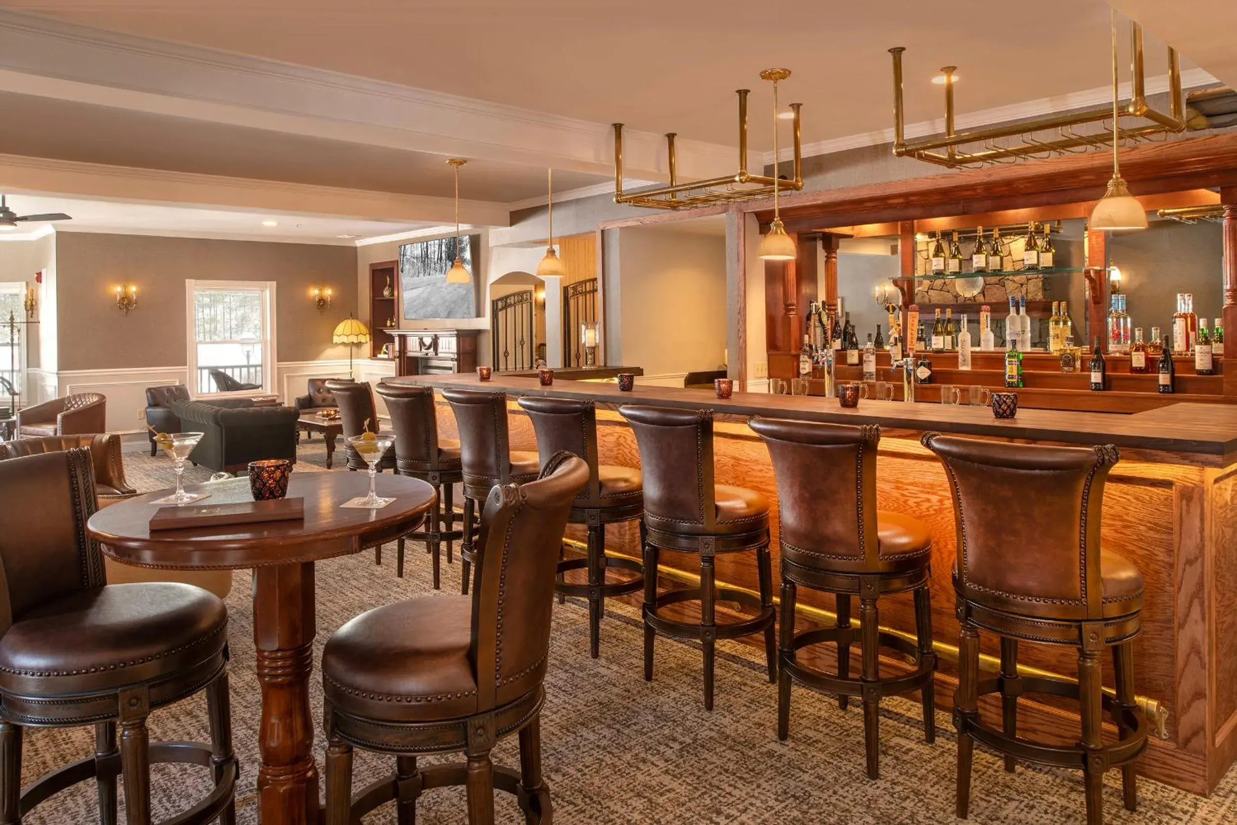 Lounge or bar in The Inn at Thorn Hill Lounge or bar in The Inn at Thorn Hill