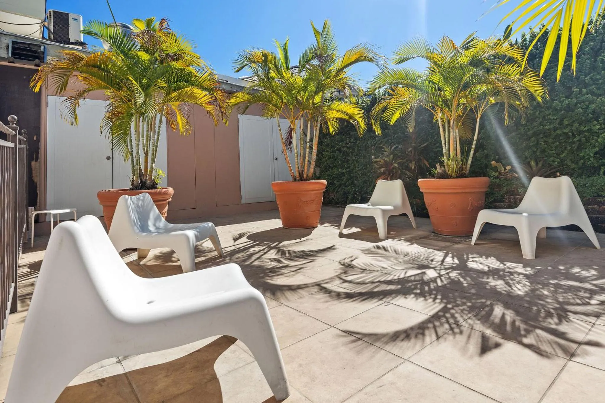 Patio in Rincon Plaza Hotel