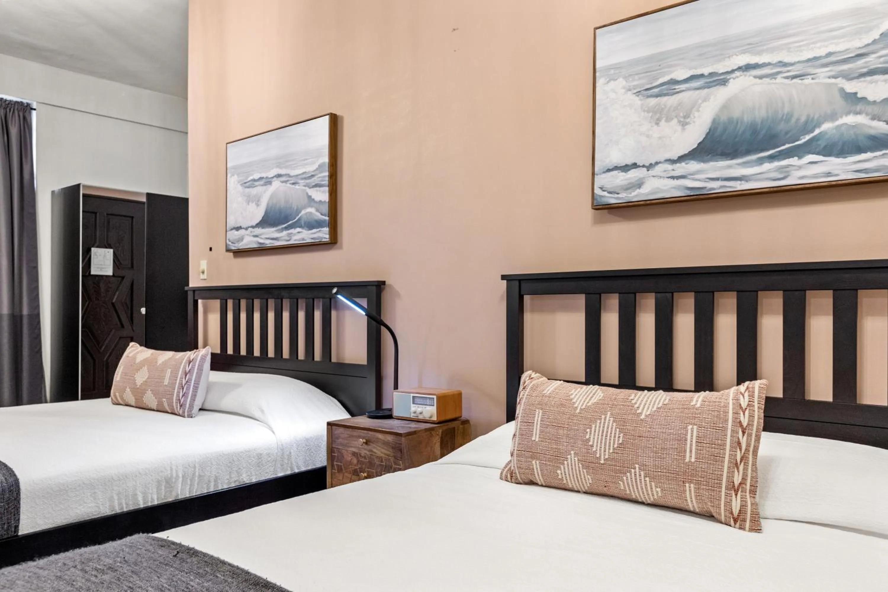 Bedroom, Bed in Rincon Plaza Hotel