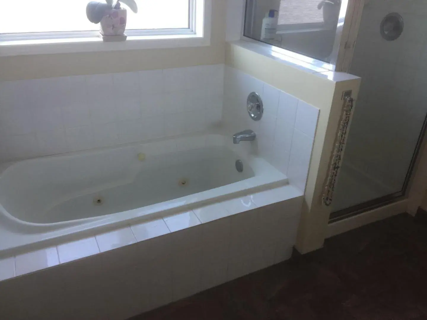 Suite with Hot Tub in Brother Li Homestay Suite with Hot Tub in Brother Li Homestay