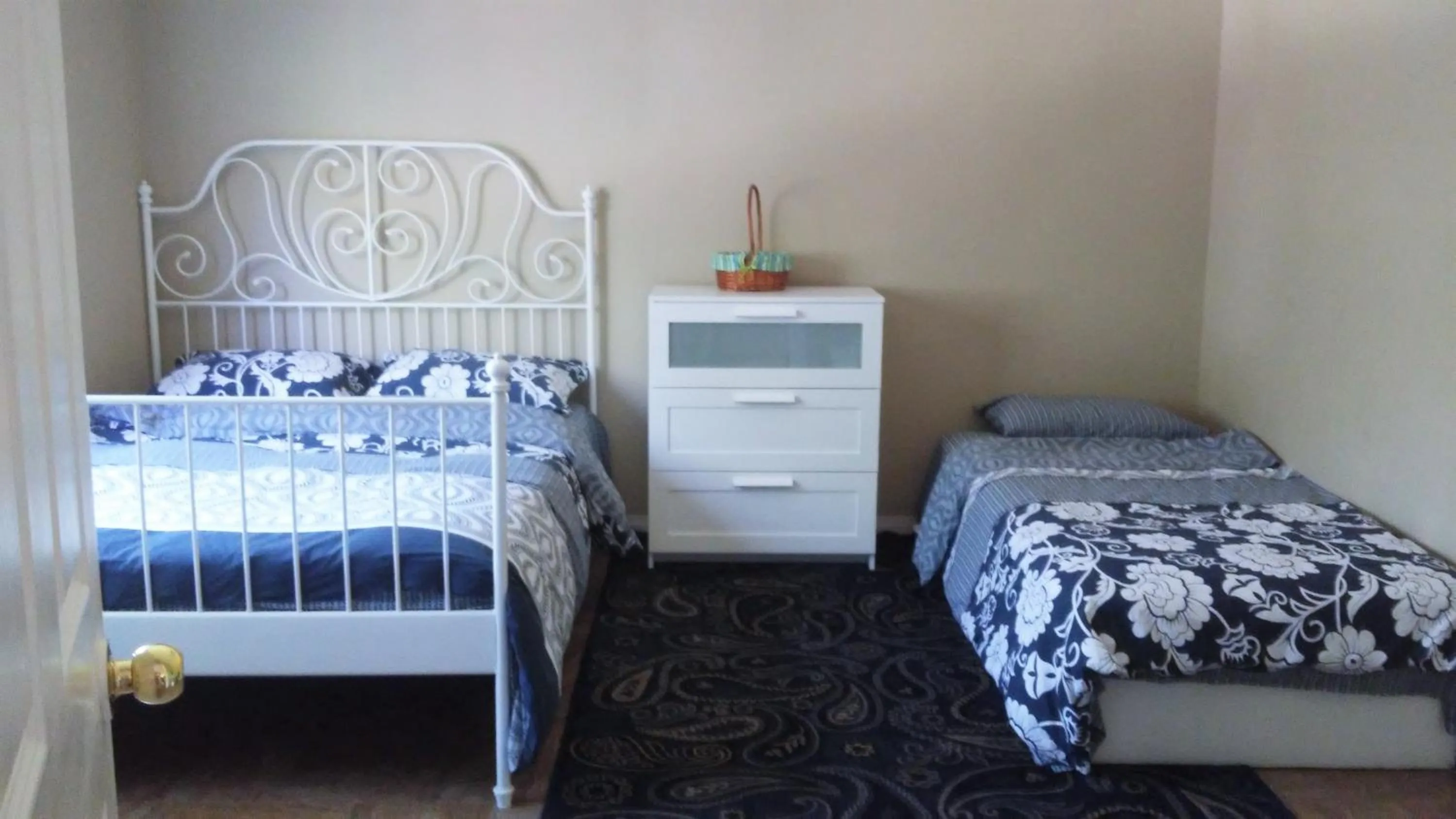 Bed in Brother Li Homestay