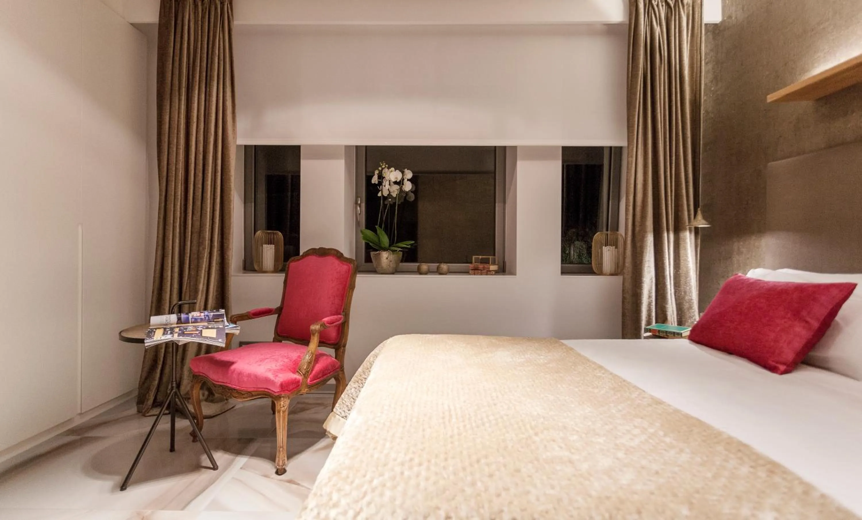 Photo of the whole room, Bed in Villa Birdie Boutique - Adults Only