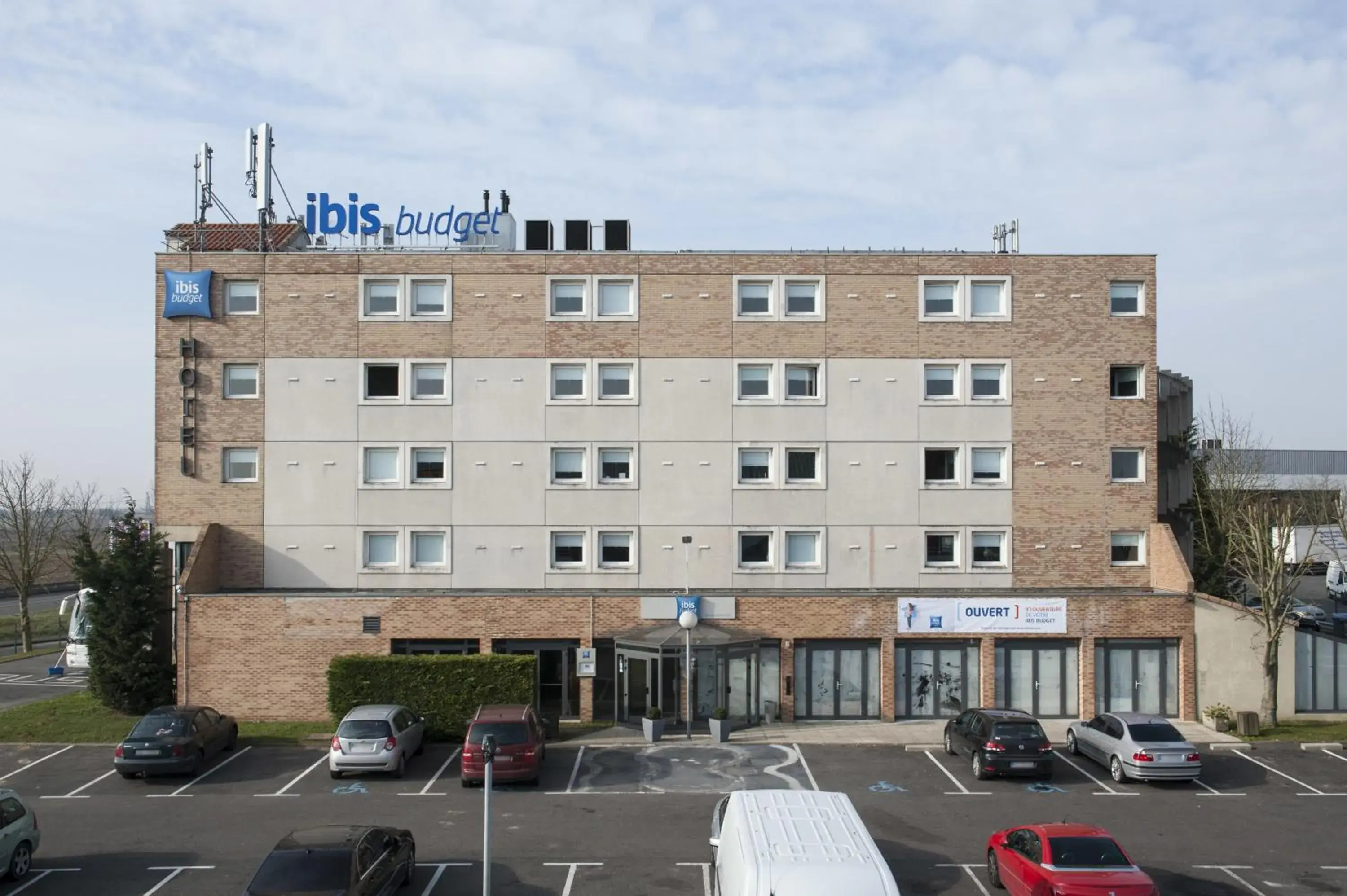 Property Building in ibis budget Goussainville Charles de Gaulle