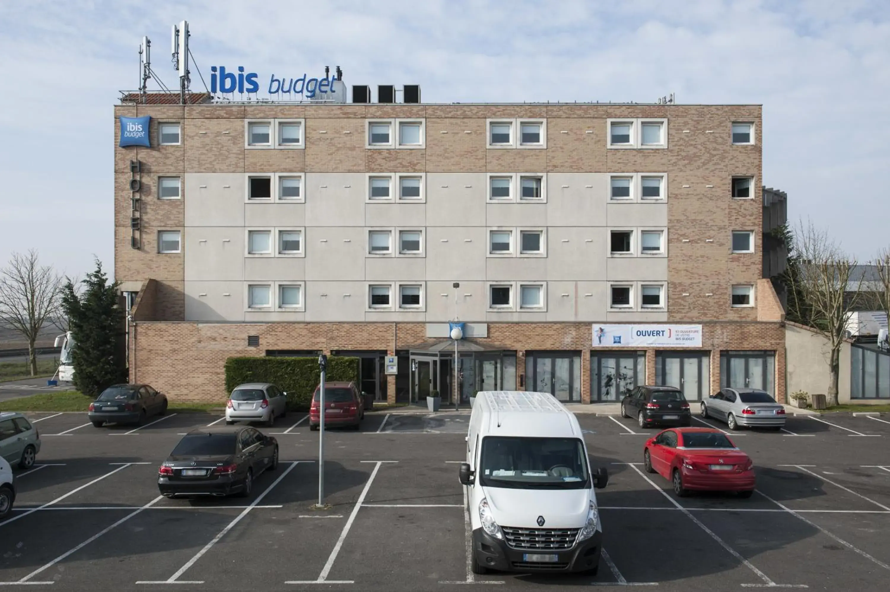 Property Building in ibis budget Goussainville Charles de Gaulle