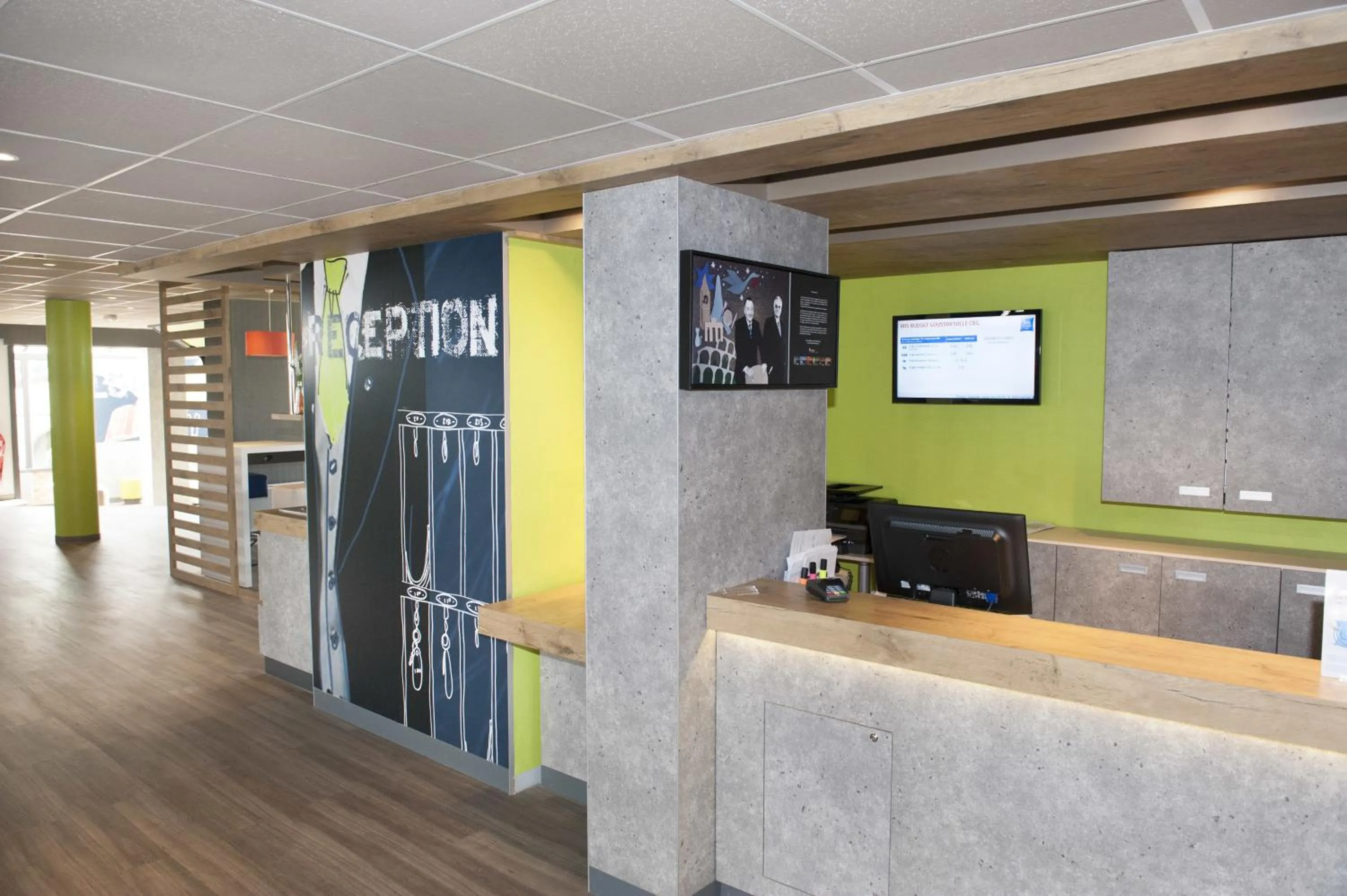 Lobby or reception in ibis budget Goussainville Charles de Gaulle