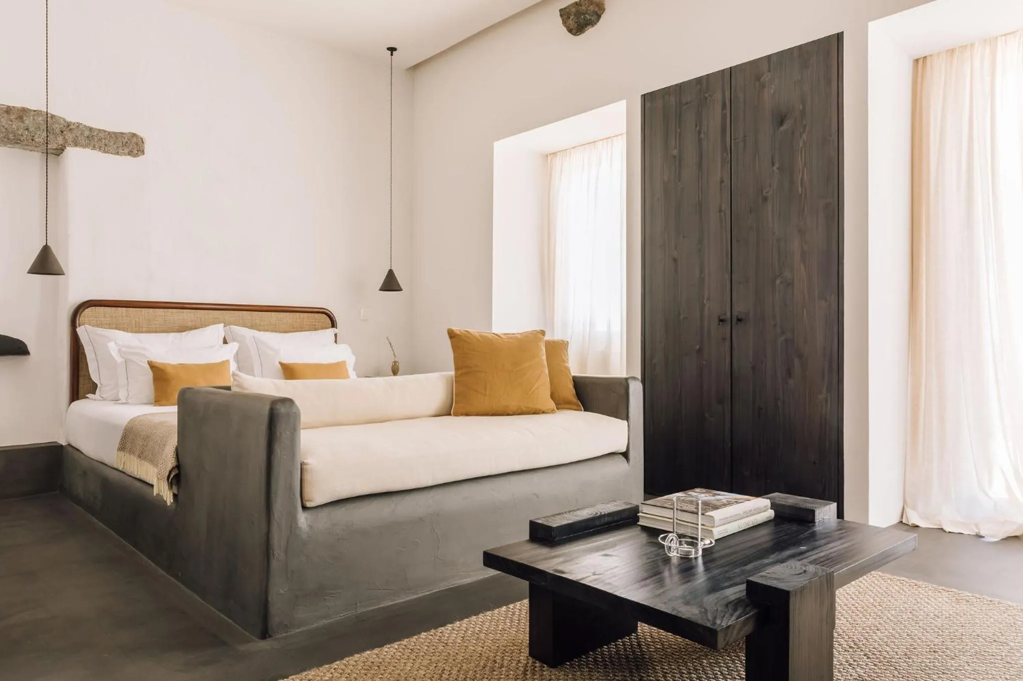 Bedroom, Bed in White Exclusive Suites & Villas