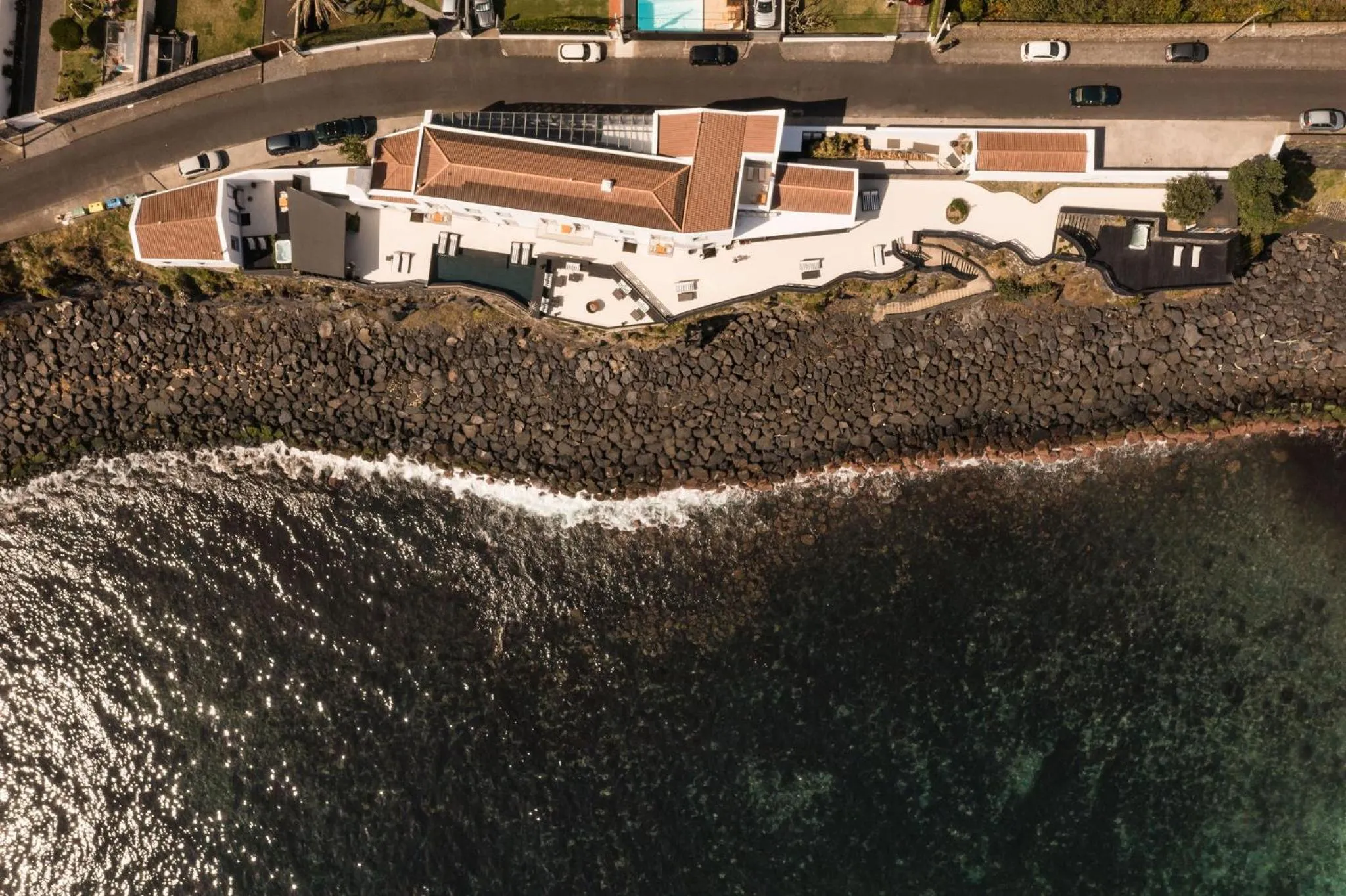 Property building in White Exclusive Suites & Villas