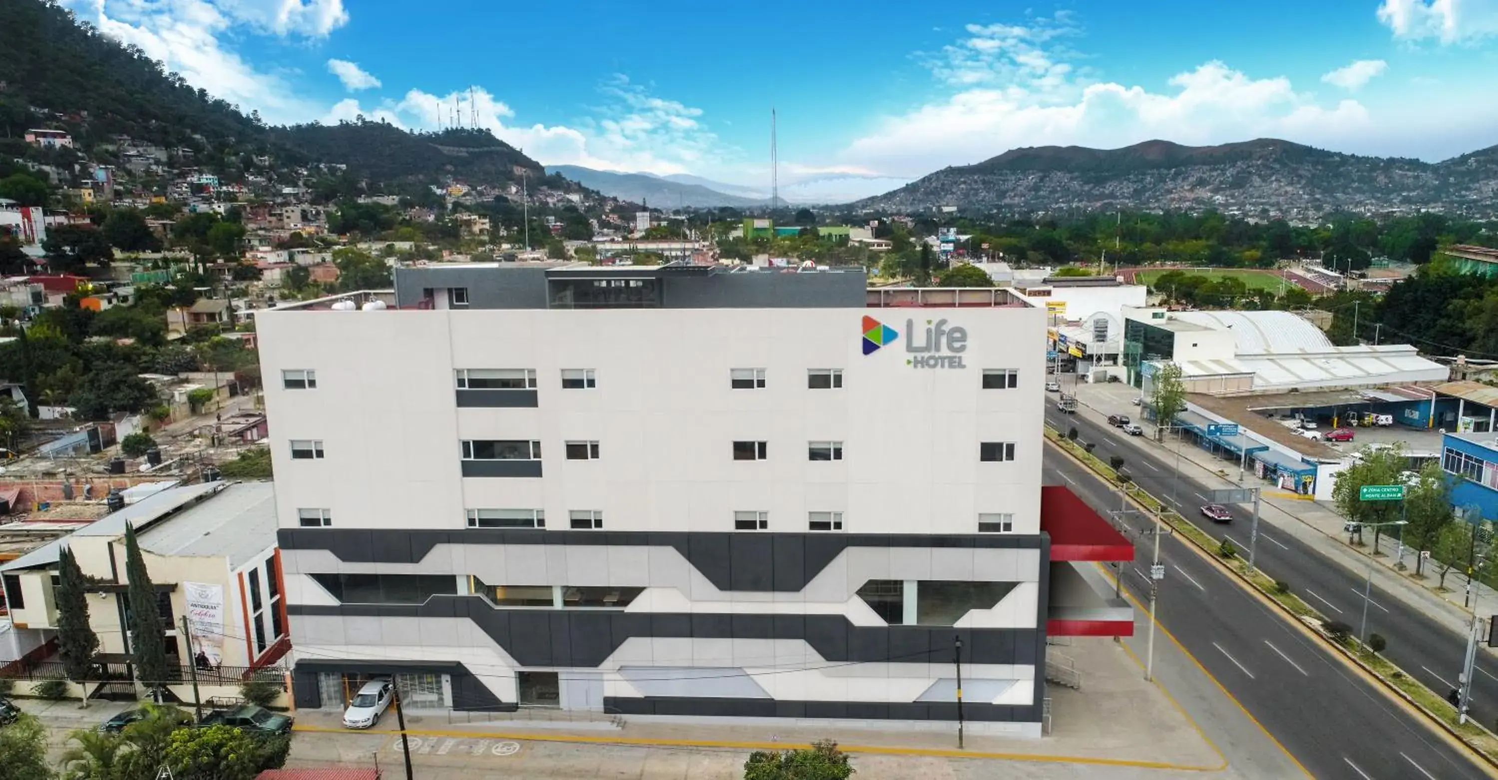 Property building in Life Hotel Property building in Life Hotel