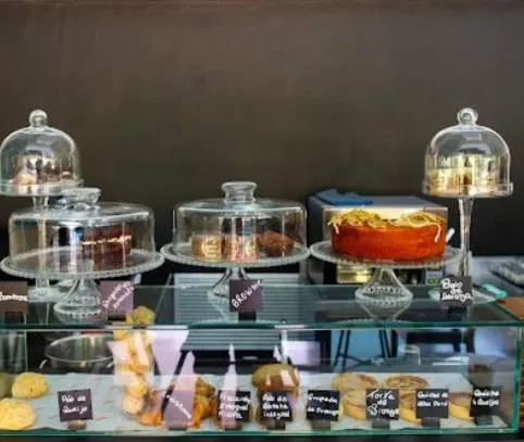 Restaurant/places to eat in Mediterrâneo Flat - Apart-Hotel