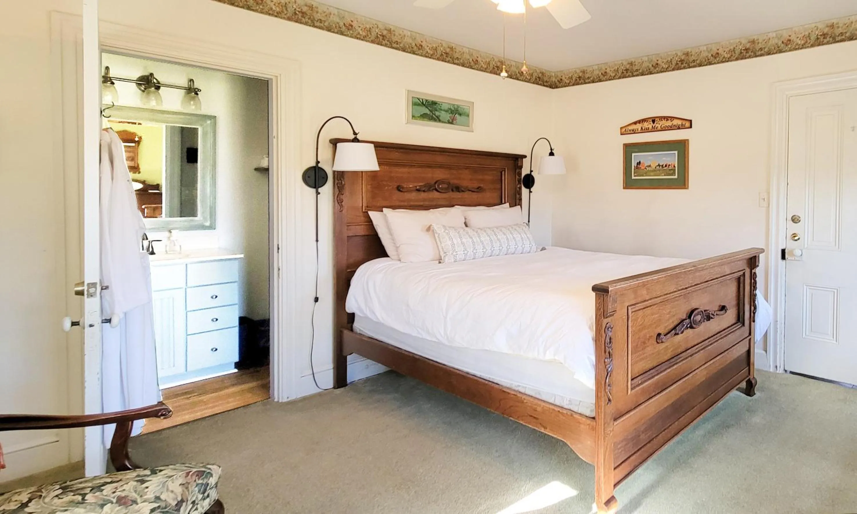 Bedroom, Bed in Pheasant Field Bed and Breakfast